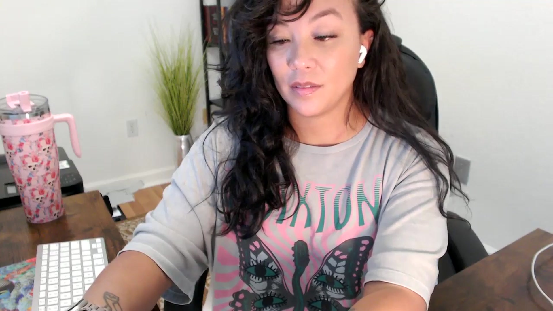 Gallery image thumbnail from MickaylaStar's myfreecams stream on, 08/14/2025, 21:09 image 20 of 20