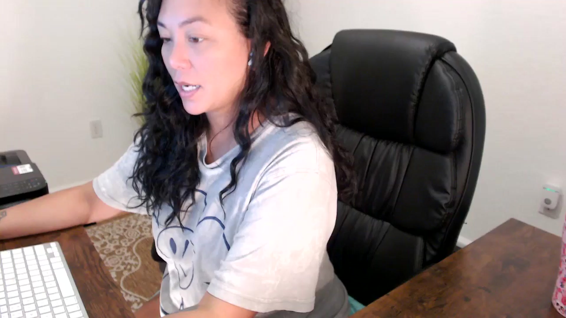 Gallery image thumbnail from MickaylaStar's myfreecams stream on, 08/15/2025, 14:57 image 4 of 20