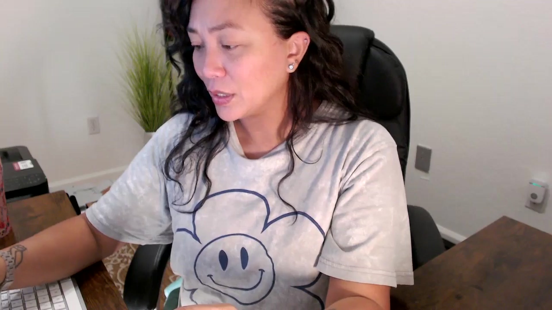 Gallery image thumbnail from MickaylaStar's myfreecams stream on, 08/15/2025, 16:08 image 19 of 20