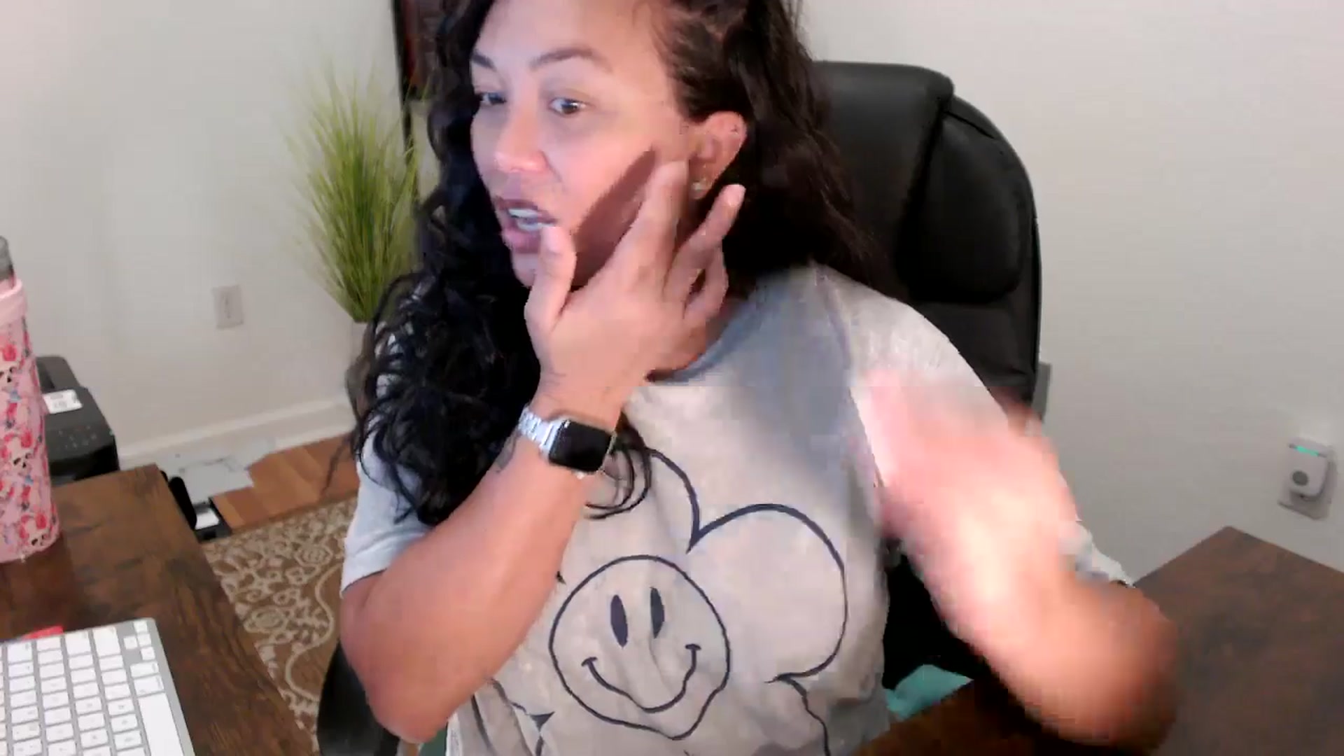 Gallery image thumbnail from MickaylaStar's myfreecams stream on, 08/15/2025, 16:37 image 10 of 20
