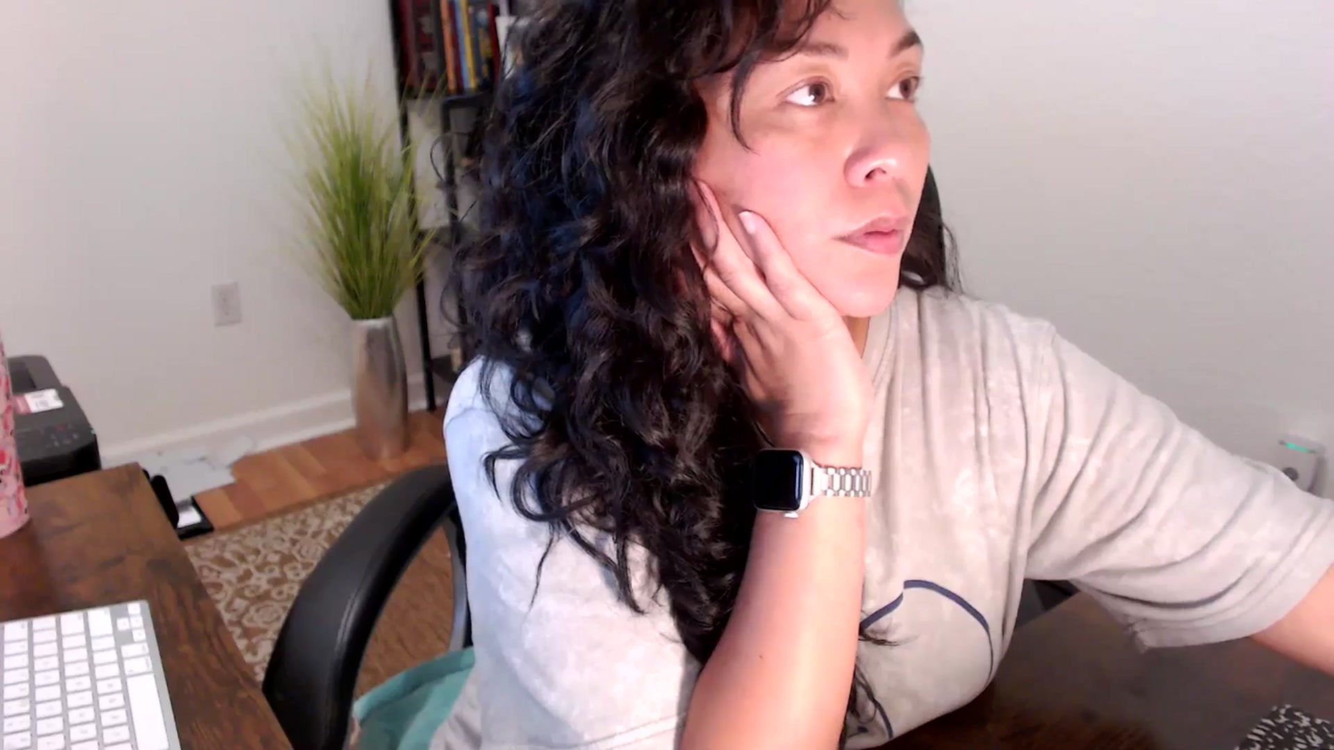 Gallery image thumbnail from MickaylaStar's myfreecams stream on, 08/15/2025, 17:51 image 5 of 20