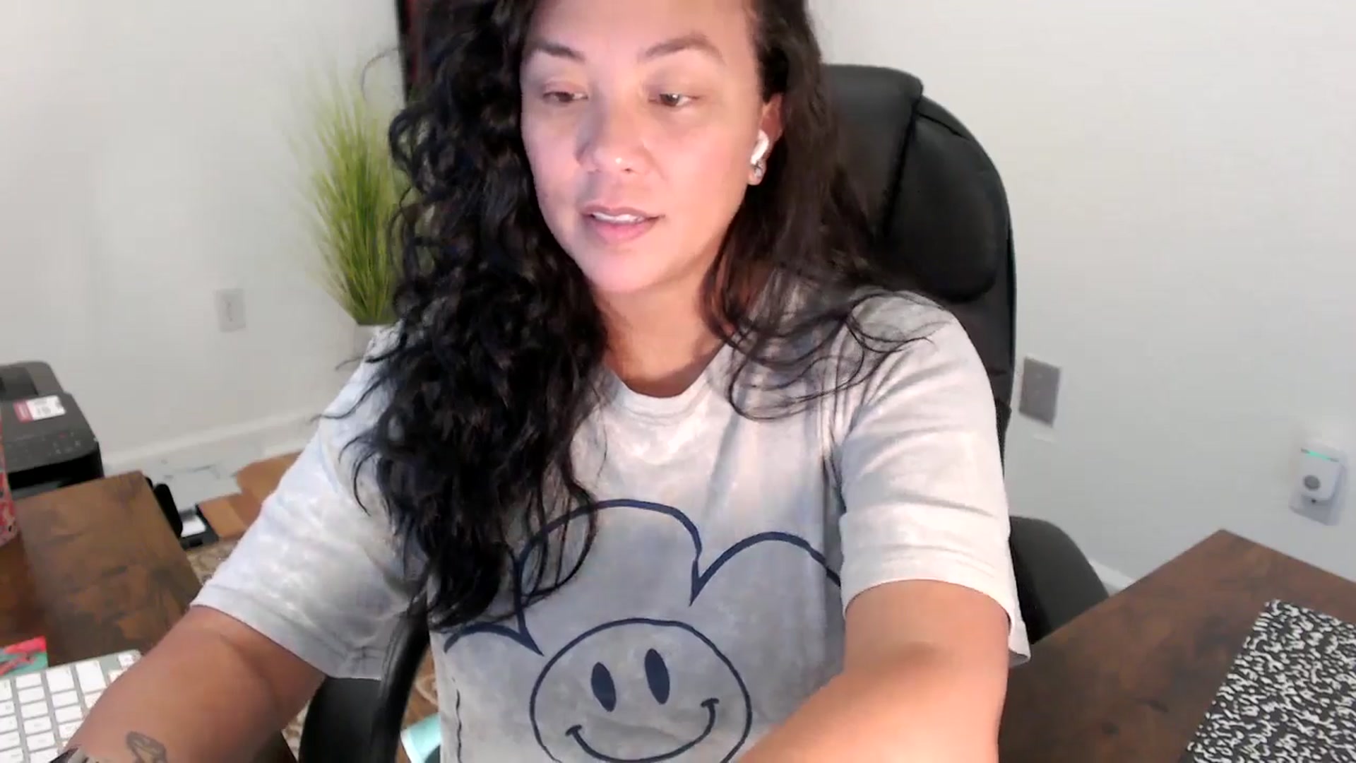 Gallery image thumbnail from MickaylaStar's myfreecams stream on, 08/15/2025, 19:54 image 20 of 20