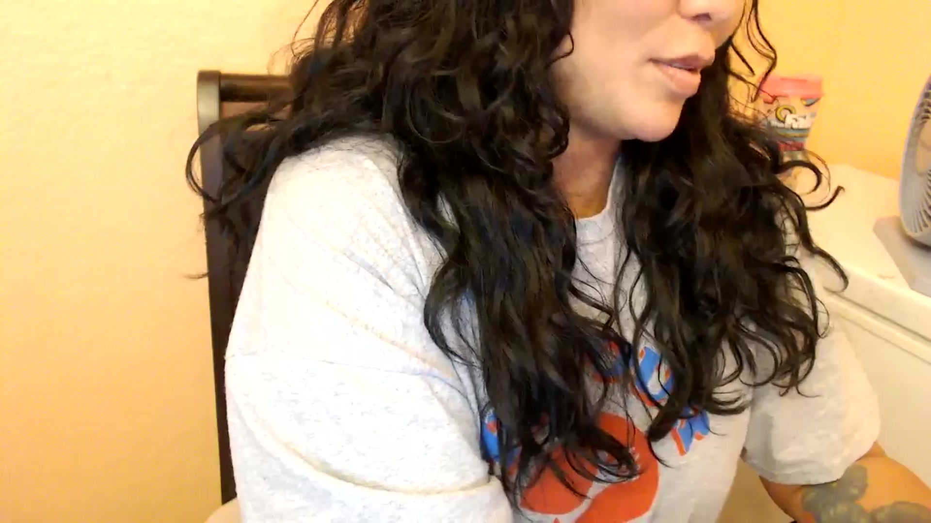 Gallery image thumbnail from MickaylaStar's myfreecams stream on, 08/16/2025, 19:41 image 3 of 20