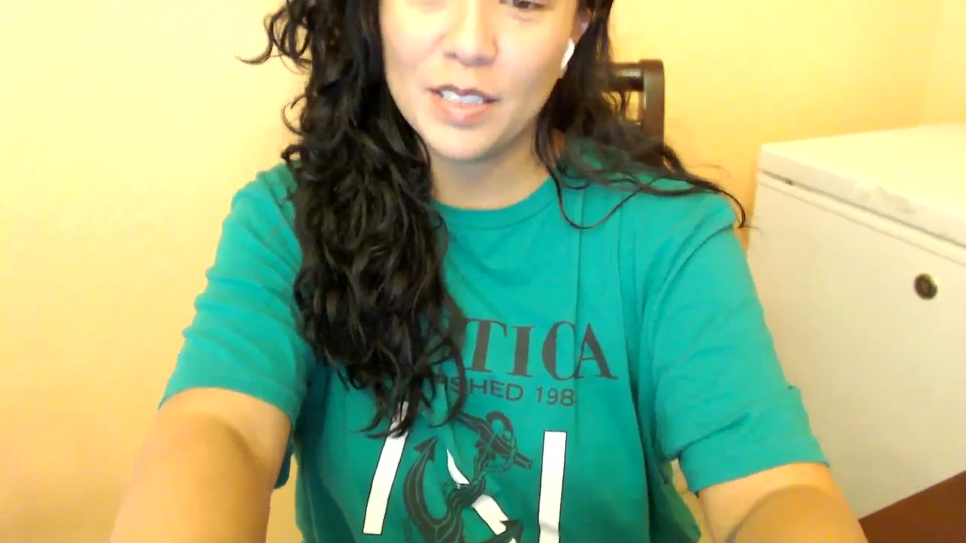Gallery image thumbnail from MickaylaStar's myfreecams stream on, 08/17/2025, 17:07 image 14 of 20