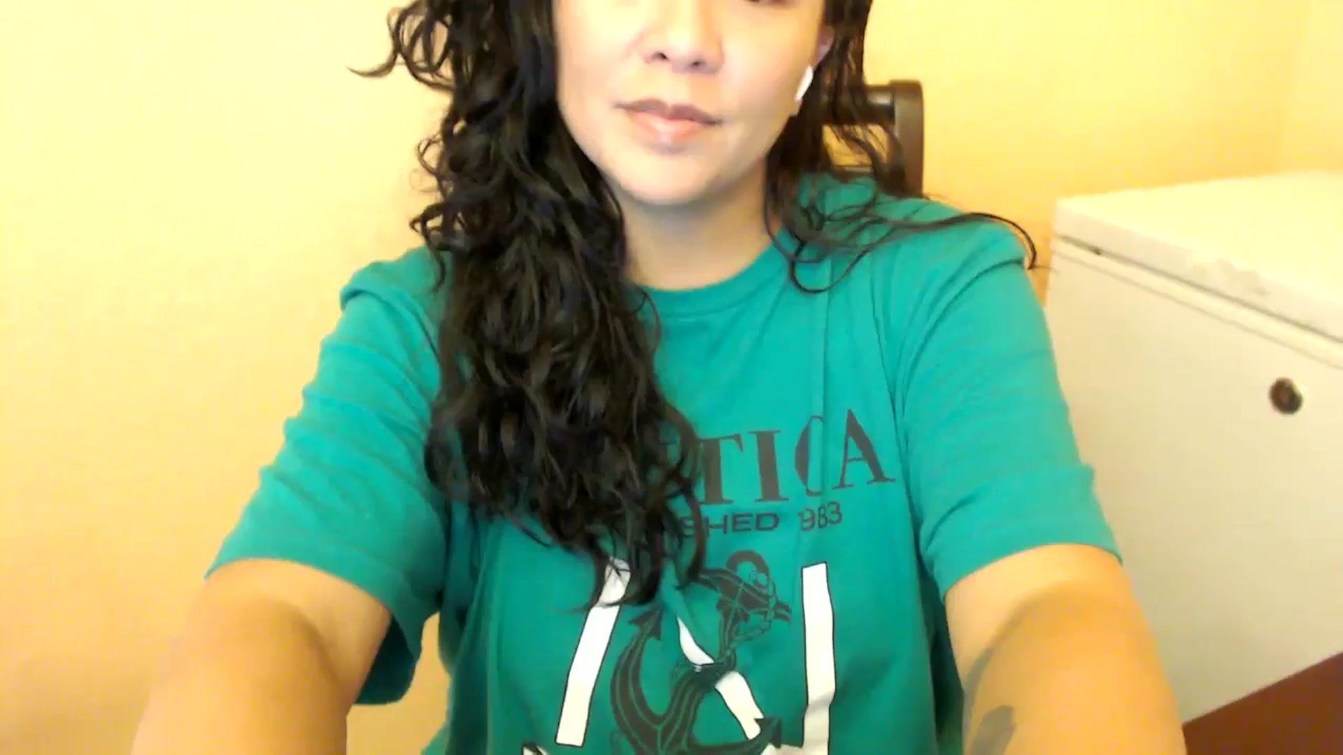 Gallery image thumbnail from MickaylaStar's myfreecams stream on, 08/17/2025, 17:07 image 16 of 20