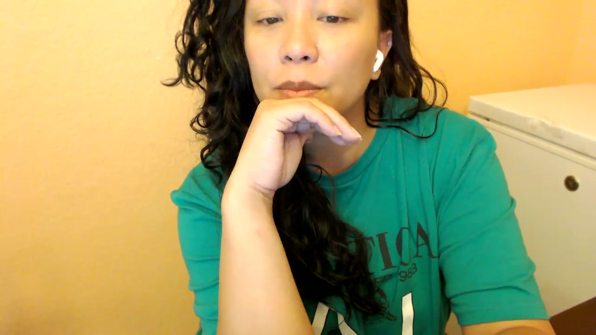 Gallery image thumbnail from MickaylaStar's myfreecams stream on, 08/17/2025, 17:07 image 4 of 20