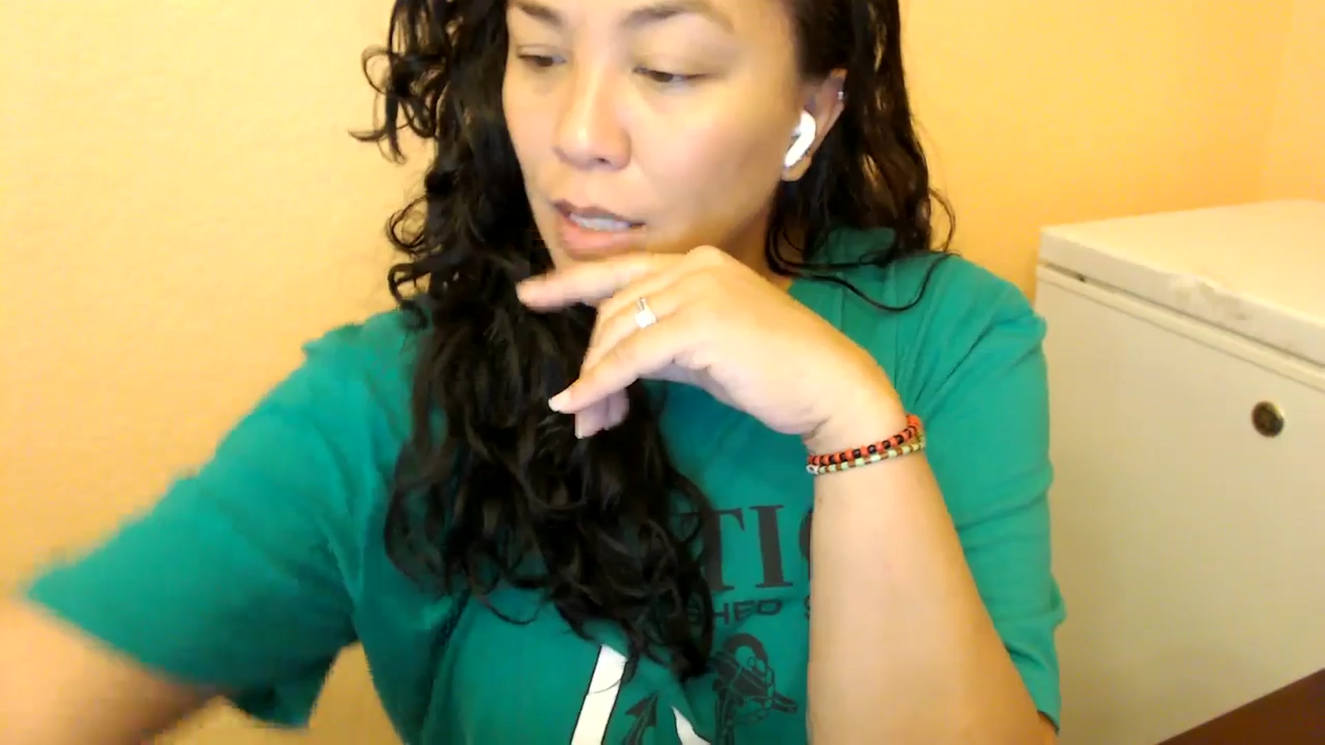 Gallery image thumbnail from MickaylaStar's myfreecams stream on, 08/17/2025, 17:07 image 6 of 20