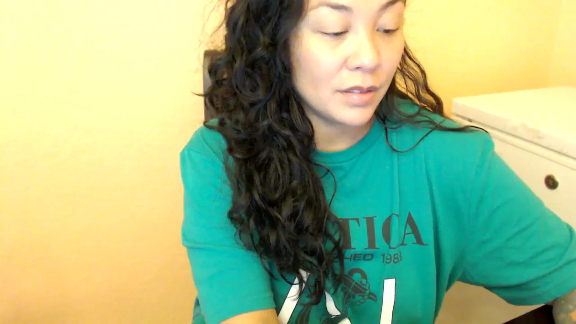 Gallery image thumbnail from MickaylaStar's myfreecams stream on, 08/17/2025, 17:07 image 15 of 20