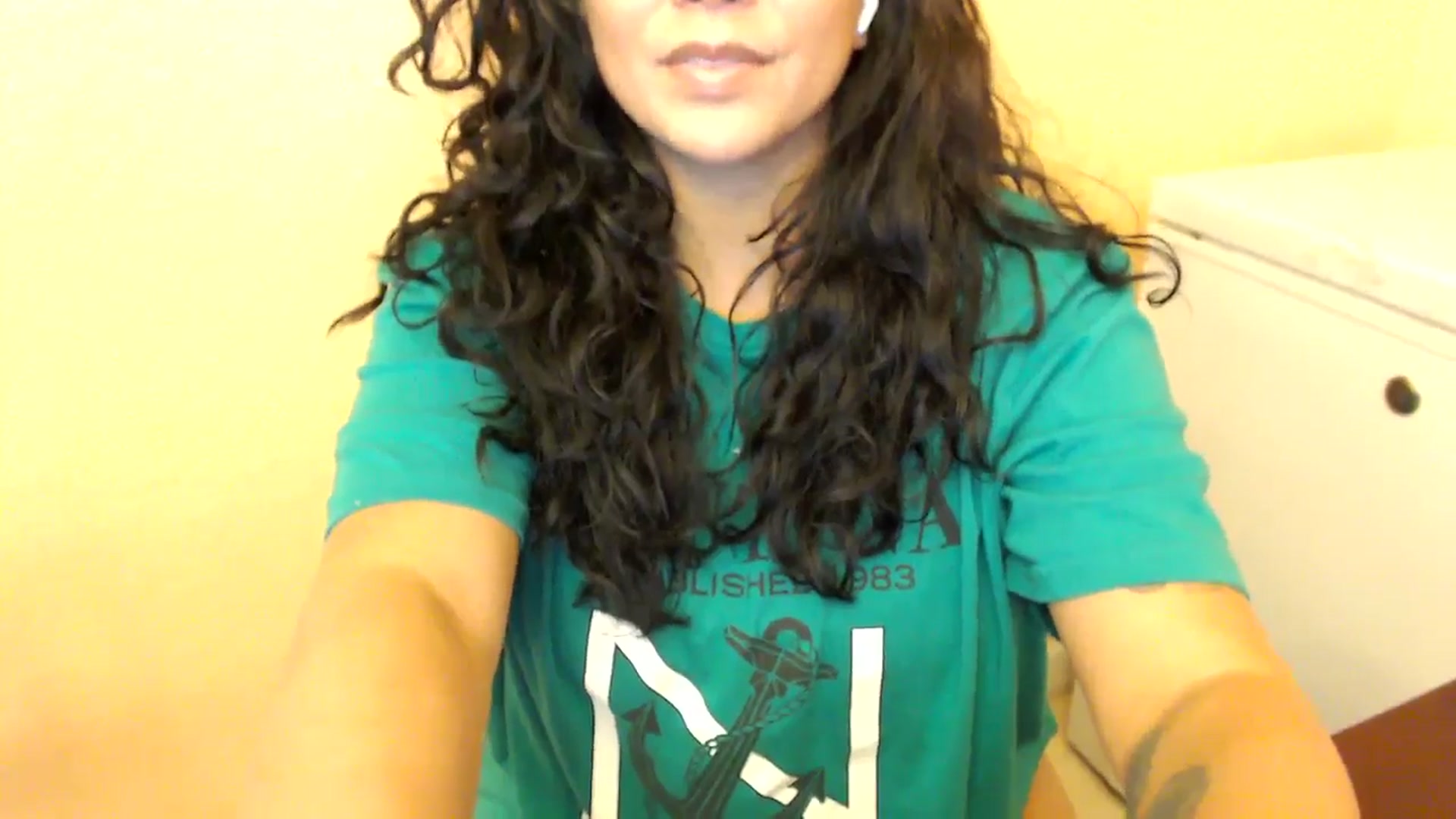 Gallery image thumbnail from MickaylaStar's myfreecams stream on, 08/17/2025, 17:24 image 9 of 20