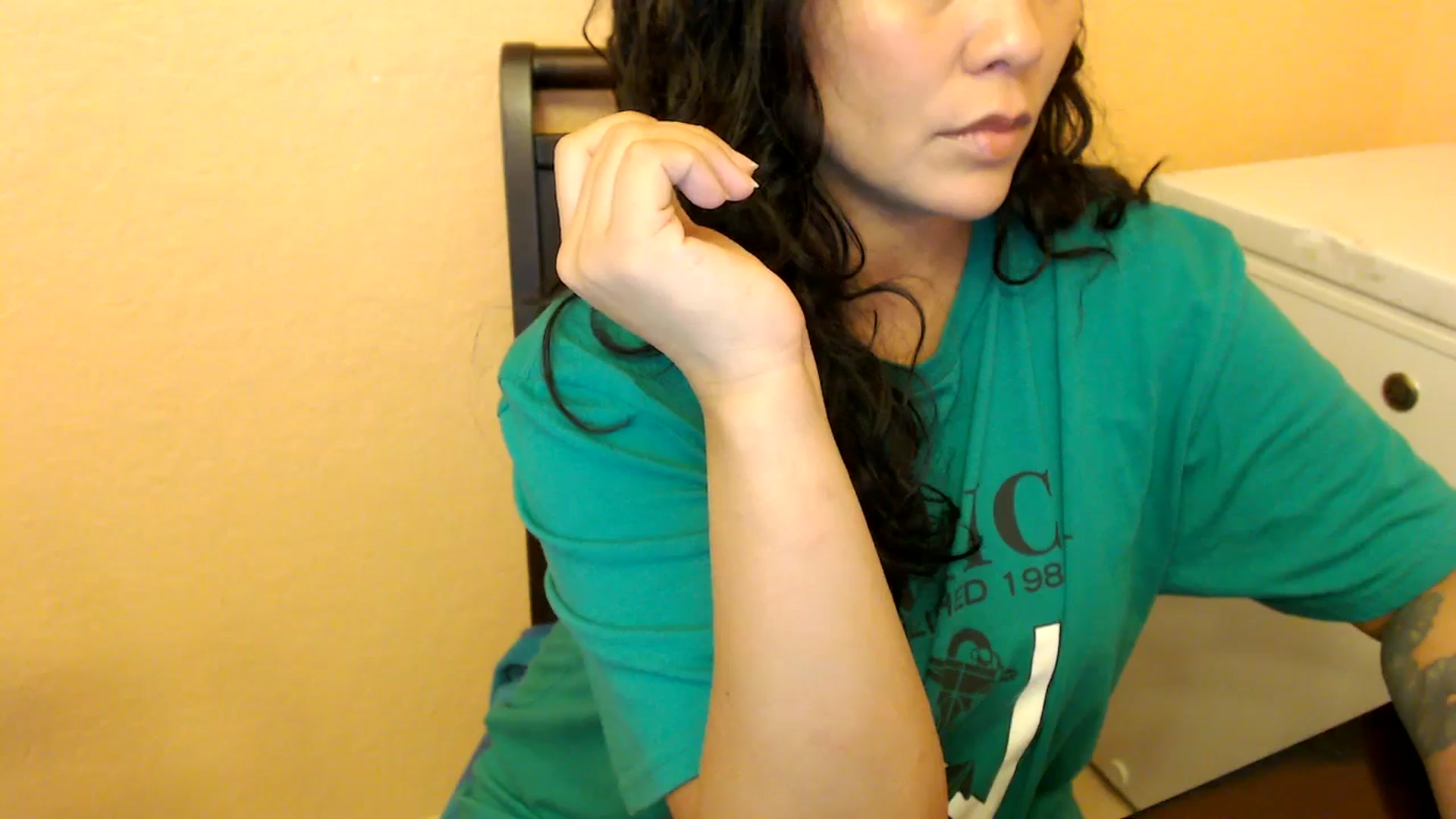 Gallery image thumbnail from MickaylaStar's myfreecams stream on, 08/17/2025, 18:00 image 10 of 20