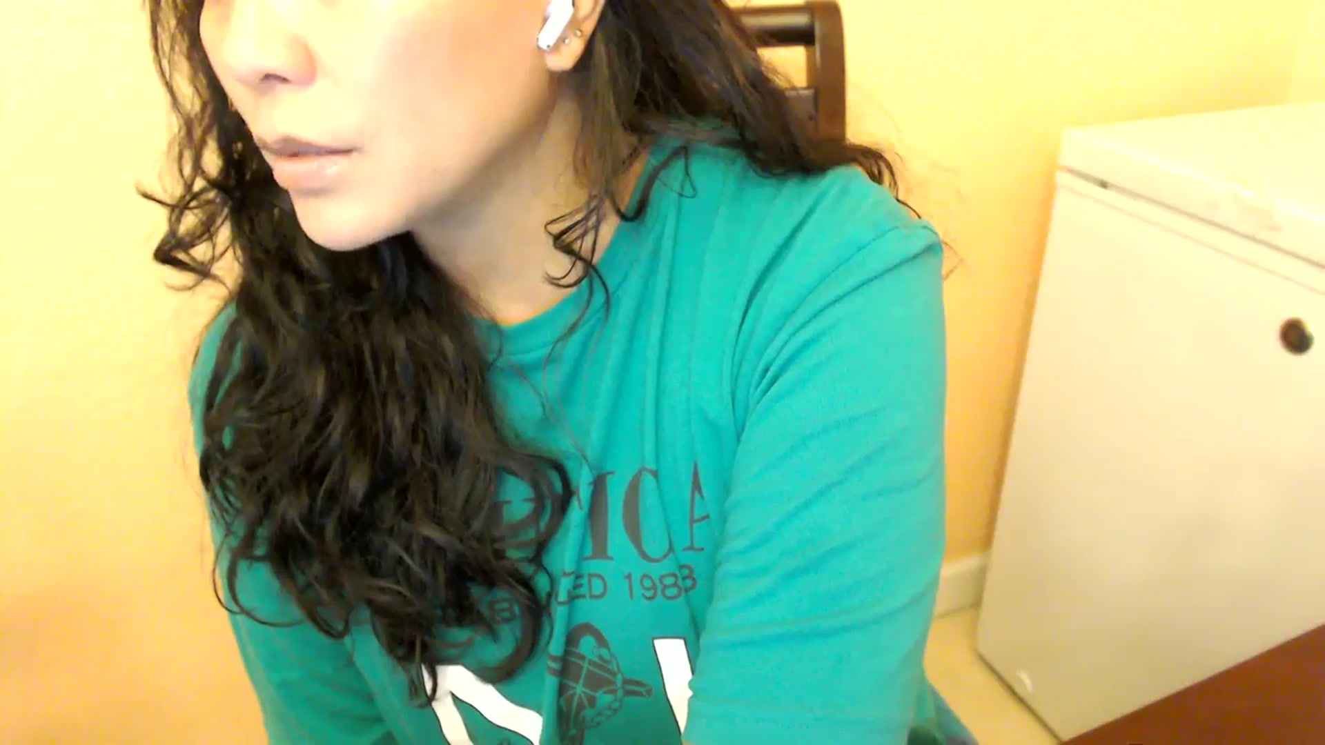 Gallery image thumbnail from MickaylaStar's myfreecams stream on, 08/17/2025, 18:57 image 14 of 20