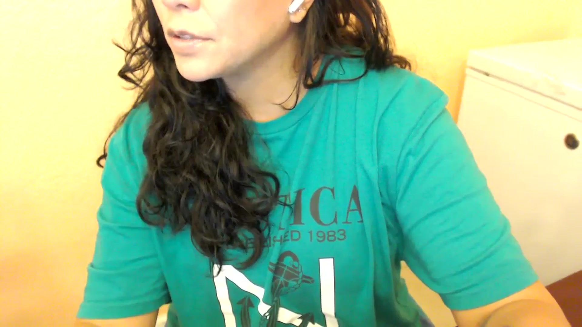 Gallery image thumbnail from MickaylaStar's myfreecams stream on, 08/17/2025, 18:57 image 11 of 20
