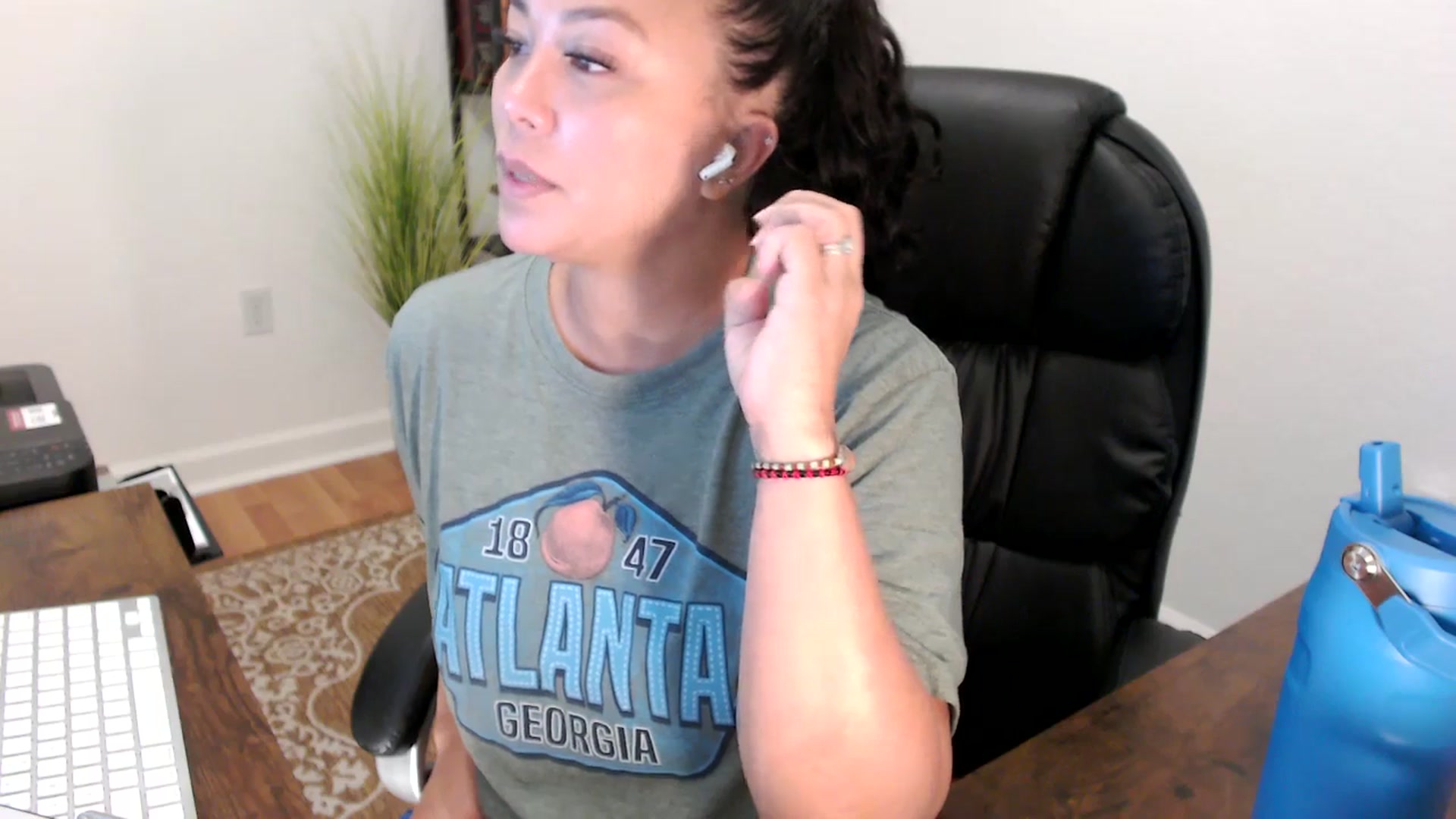 Gallery image thumbnail from MickaylaStar's myfreecams stream on, 08/18/2025, 14:16 image 20 of 20