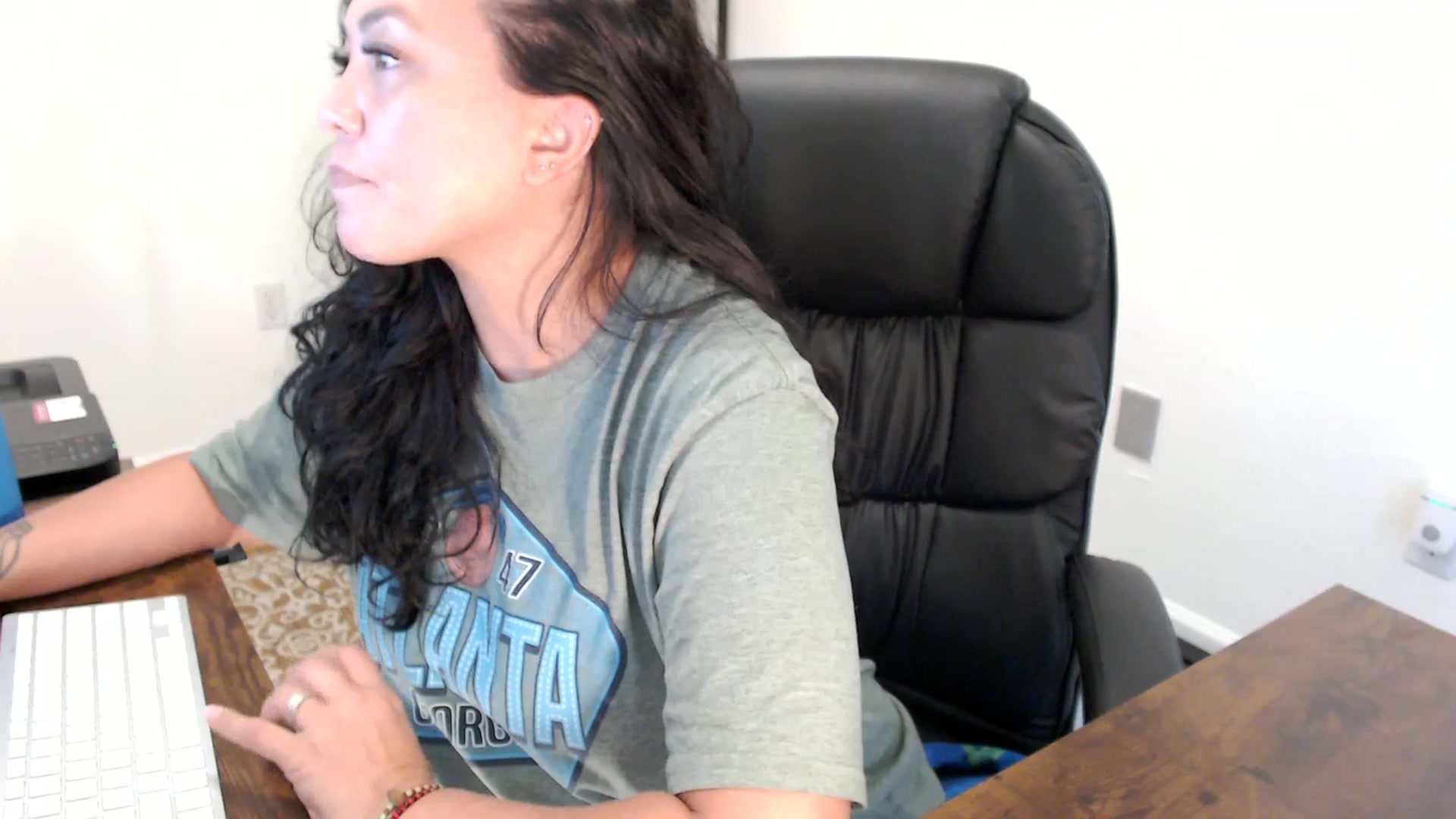 Gallery image thumbnail from MickaylaStar's myfreecams stream on, 08/18/2025, 19:37 image 12 of 20
