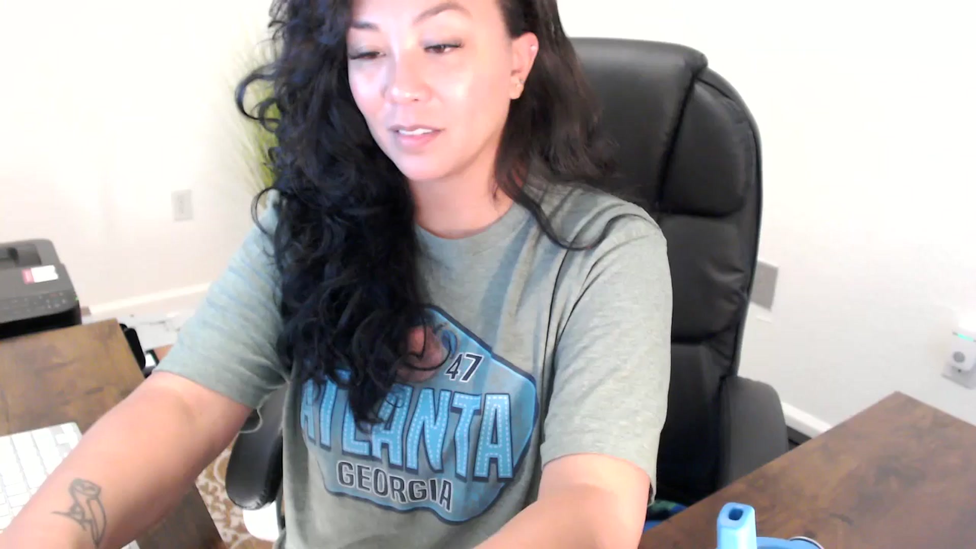 Gallery image thumbnail from MickaylaStar's myfreecams stream on, 08/18/2025, 19:37 image 1 of 20