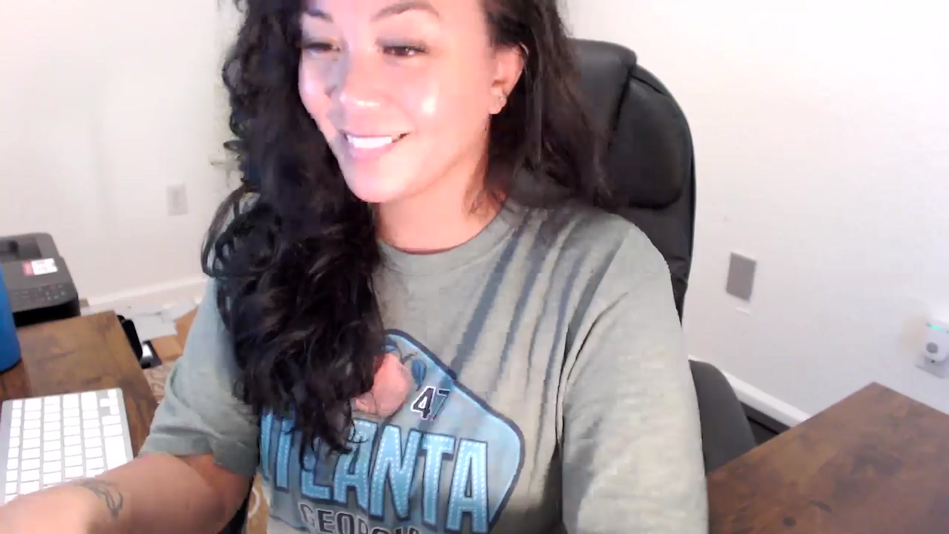 Gallery image thumbnail from MickaylaStar's myfreecams stream on, 08/18/2025, 20:21 image 2 of 20