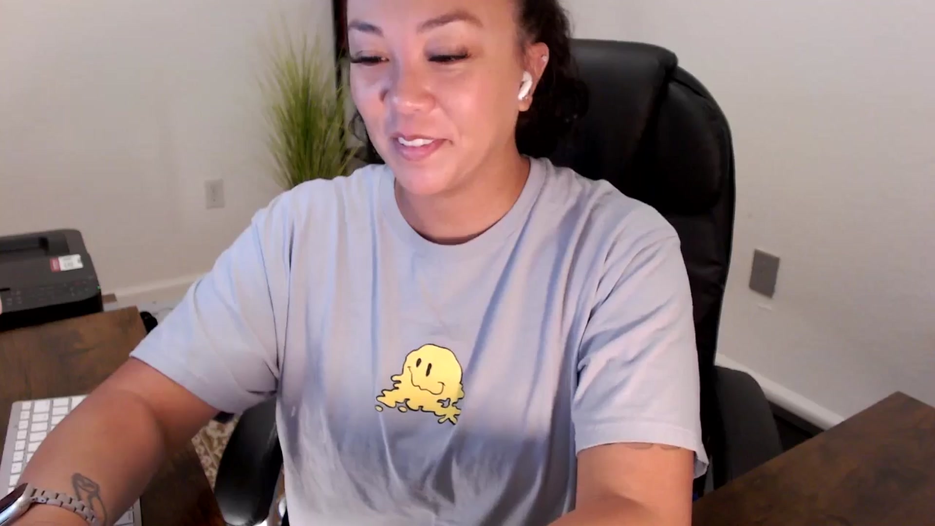 Gallery image thumbnail from MickaylaStar's myfreecams stream on, 08/20/2025, 13:19 image 20 of 20