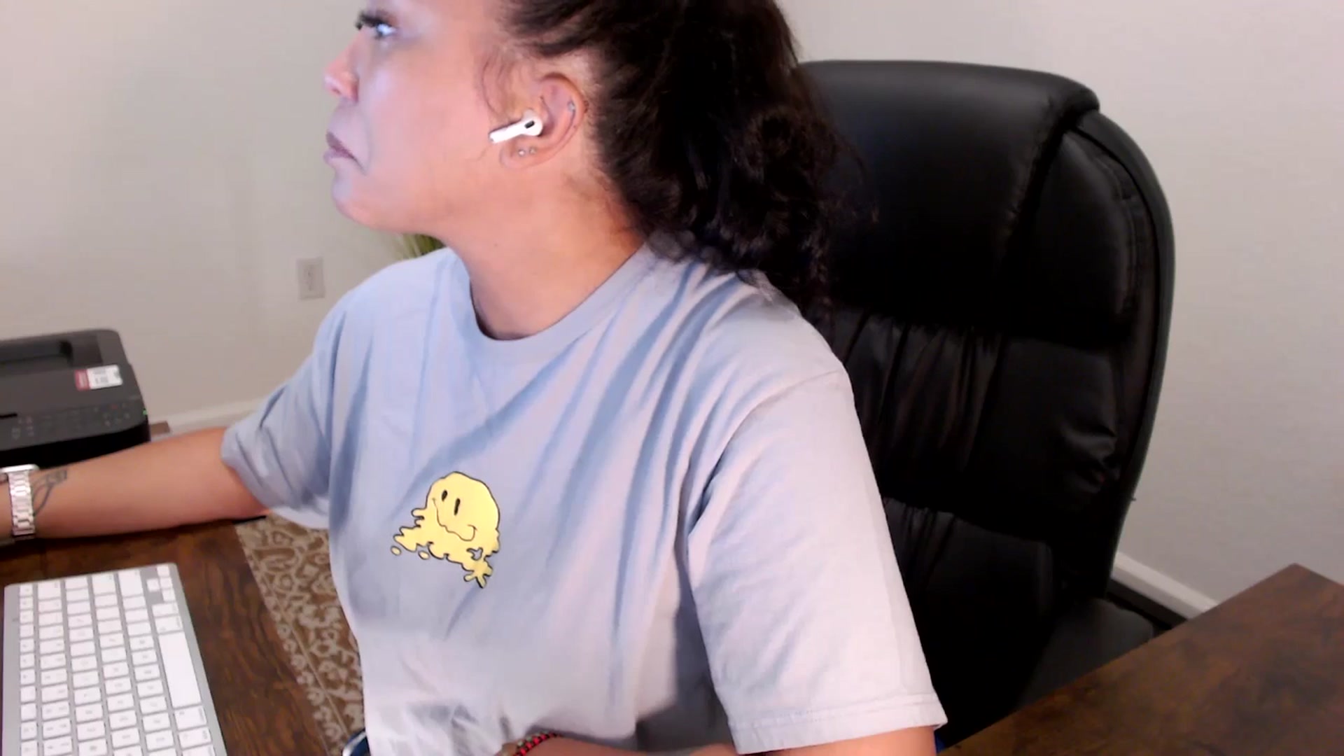 Gallery image thumbnail from MickaylaStar's myfreecams stream on, 08/20/2025, 13:19 image 4 of 20
