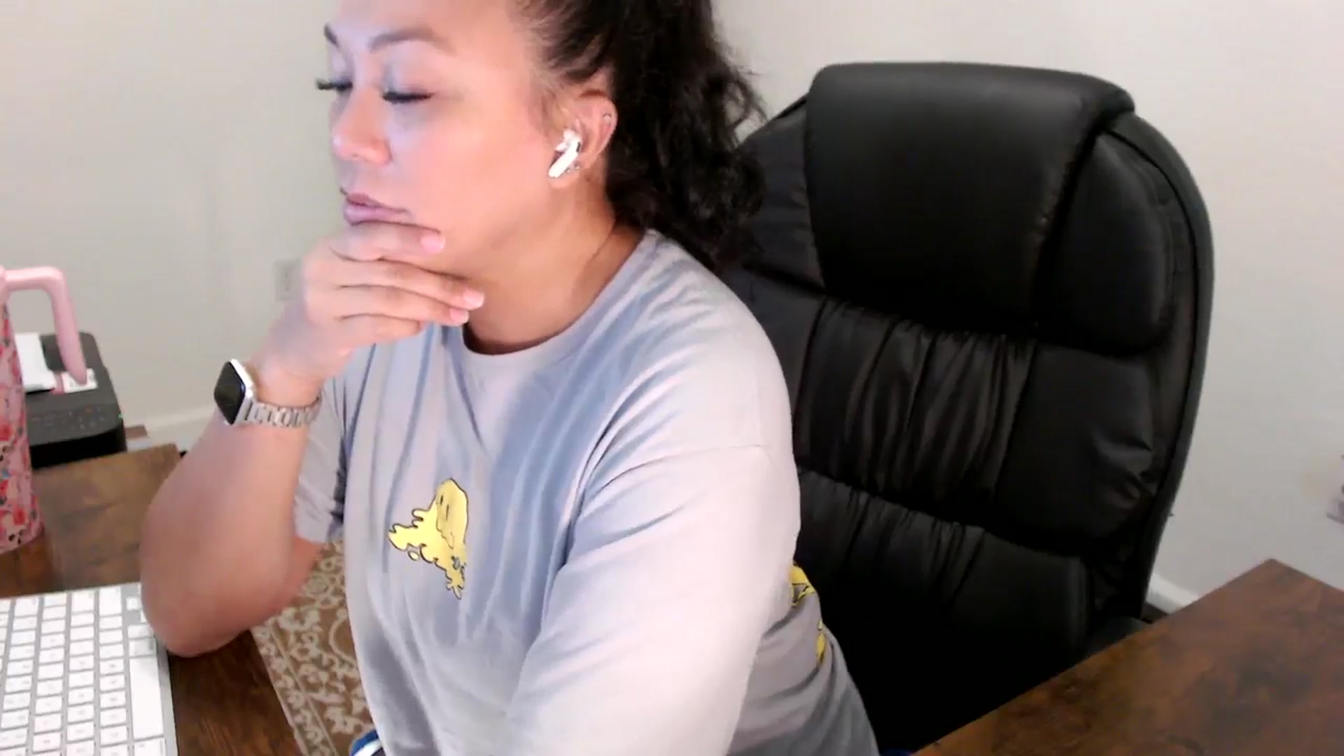 Gallery image thumbnail from MickaylaStar's myfreecams stream on, 08/20/2025, 15:03 image 5 of 20
