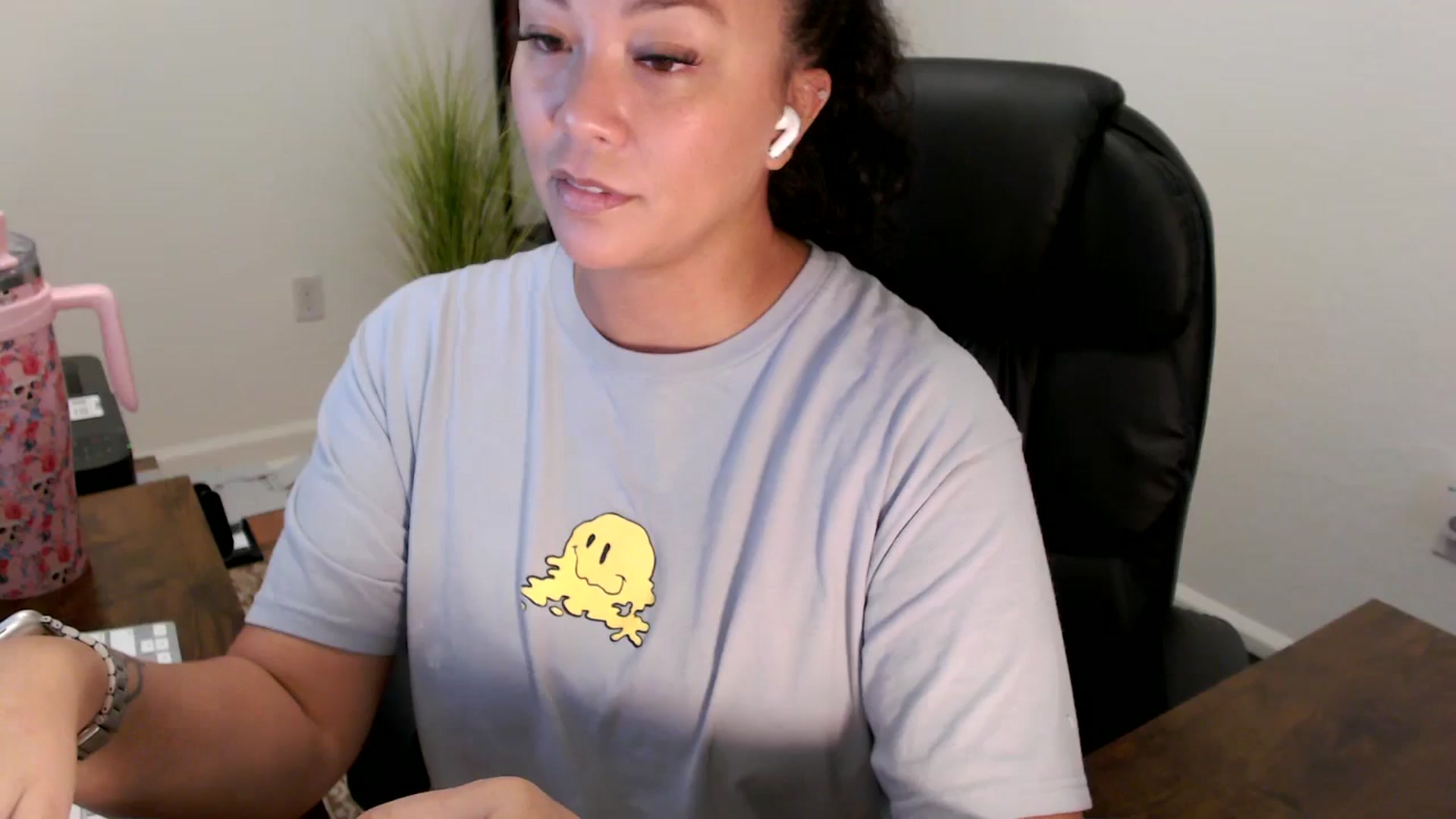 Gallery image thumbnail from MickaylaStar's myfreecams stream on, 08/20/2025, 15:36 image 2 of 20