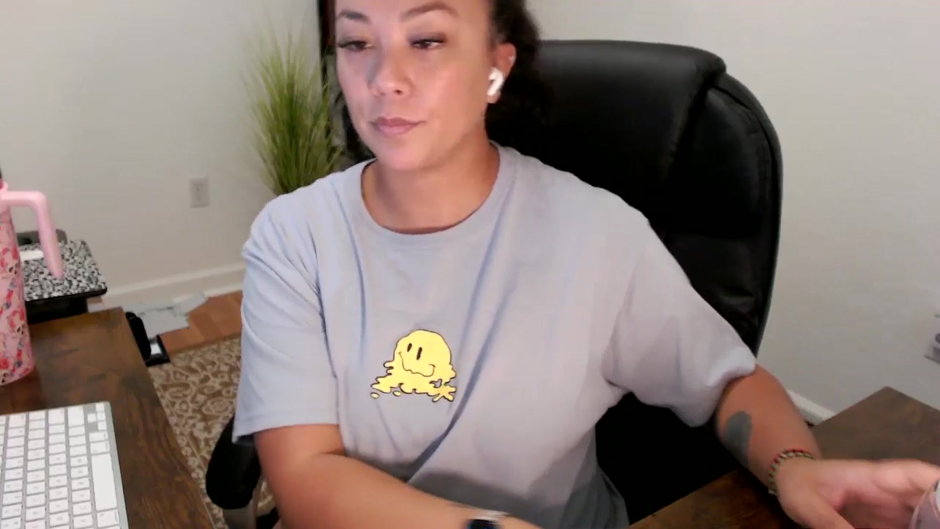 Gallery image thumbnail from MickaylaStar's myfreecams stream on, 08/20/2025, 15:50 image 8 of 20