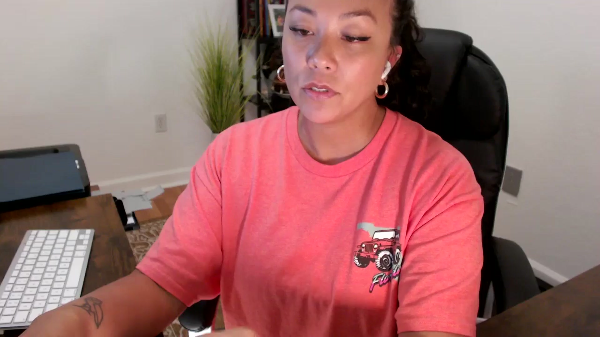 Gallery image thumbnail from MickaylaStar's myfreecams stream on, 08/28/2025, 20:18 image 19 of 20