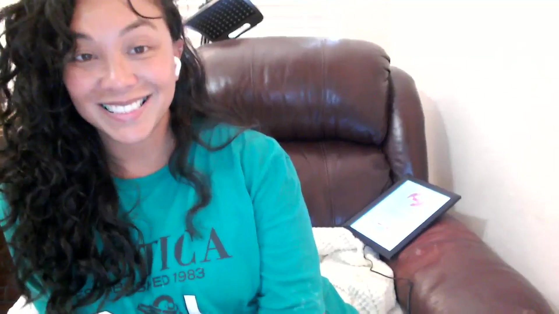 Gallery image thumbnail from MickaylaStar's myfreecams stream on, 08/30/2025, 20:03 image 5 of 20