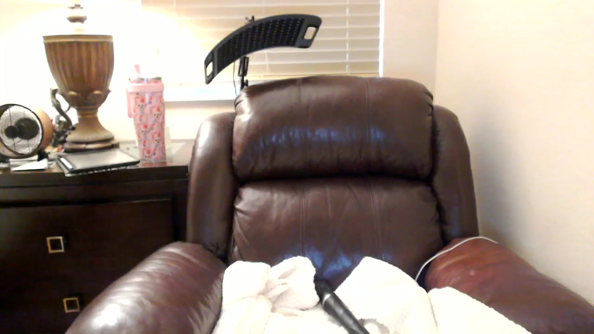 Gallery image thumbnail from MickaylaStar's myfreecams stream on, 08/31/2025, 23:16 image 5 of 20