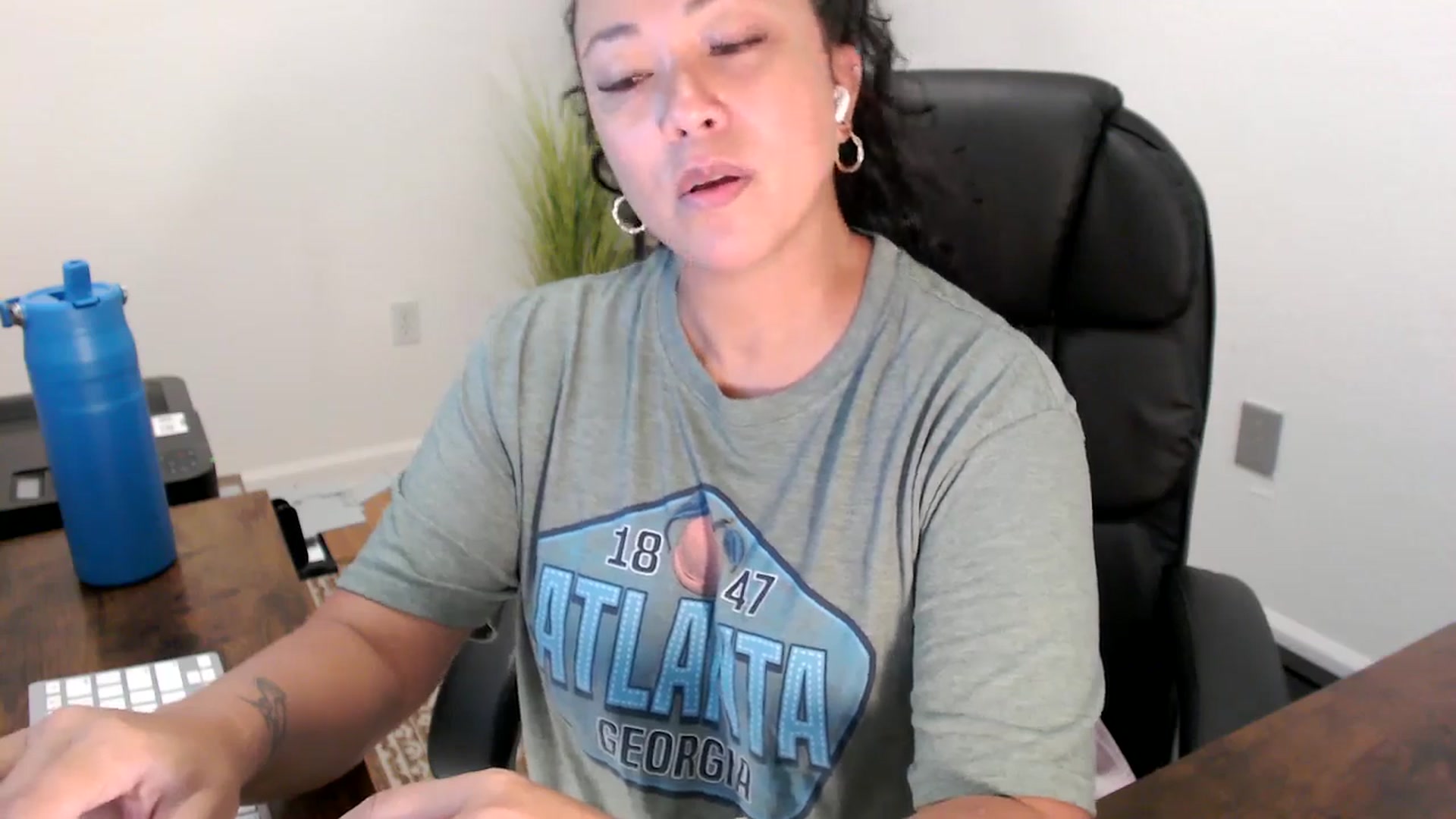 Gallery image thumbnail from MickaylaStar's myfreecams stream on, 09/01/2025, 15:46 image 2 of 20