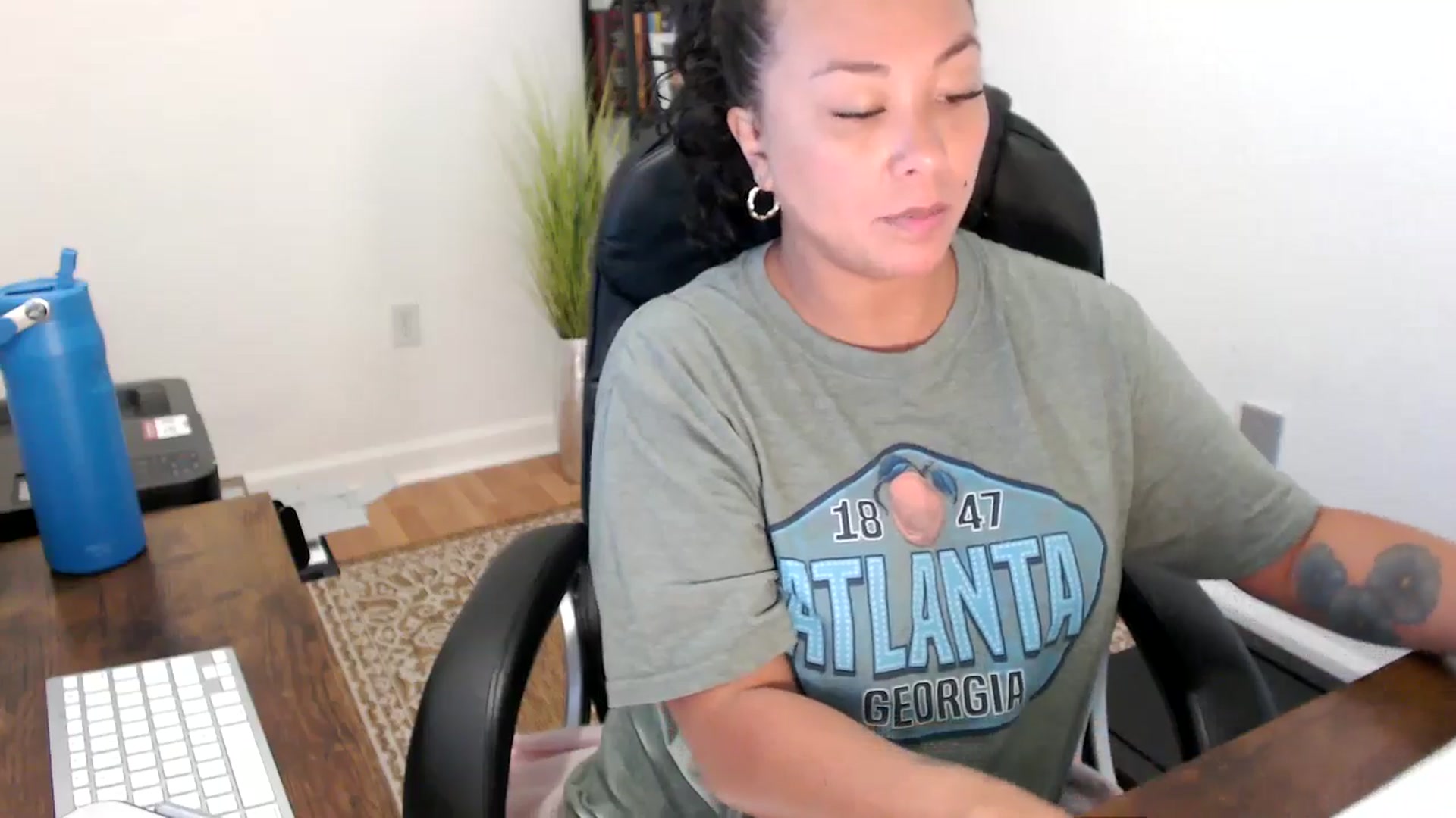 Gallery image thumbnail from MickaylaStar's myfreecams stream on, 09/01/2025, 17:36 image 3 of 20