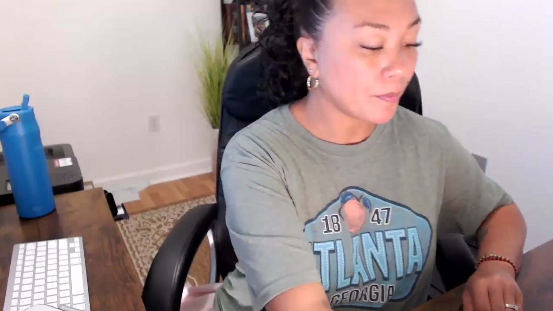 Gallery image thumbnail from MickaylaStar's myfreecams stream on, 09/01/2025, 17:36 image 9 of 20