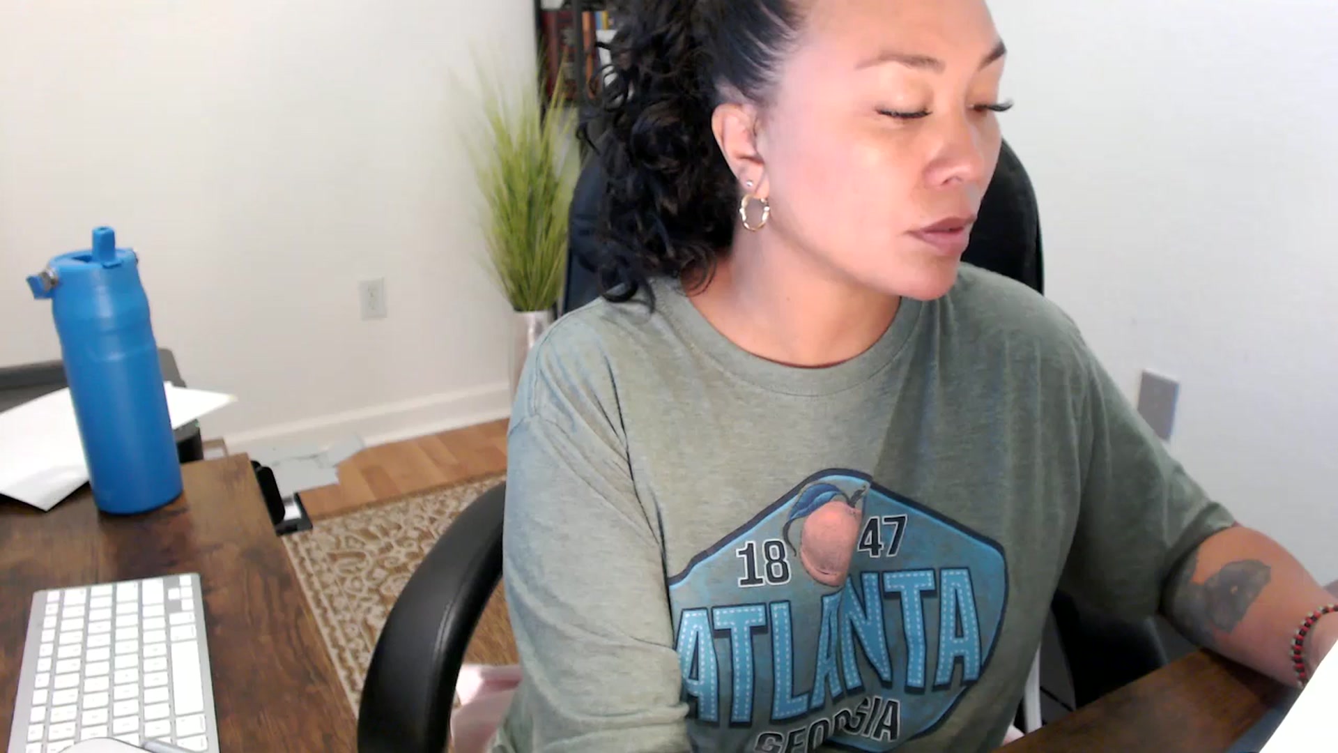 Gallery image thumbnail from MickaylaStar's myfreecams stream on, 09/01/2025, 17:36 image 17 of 20