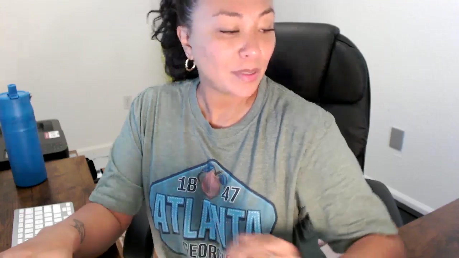 Gallery image thumbnail from MickaylaStar's myfreecams stream on, 09/01/2025, 18:31 image 18 of 20