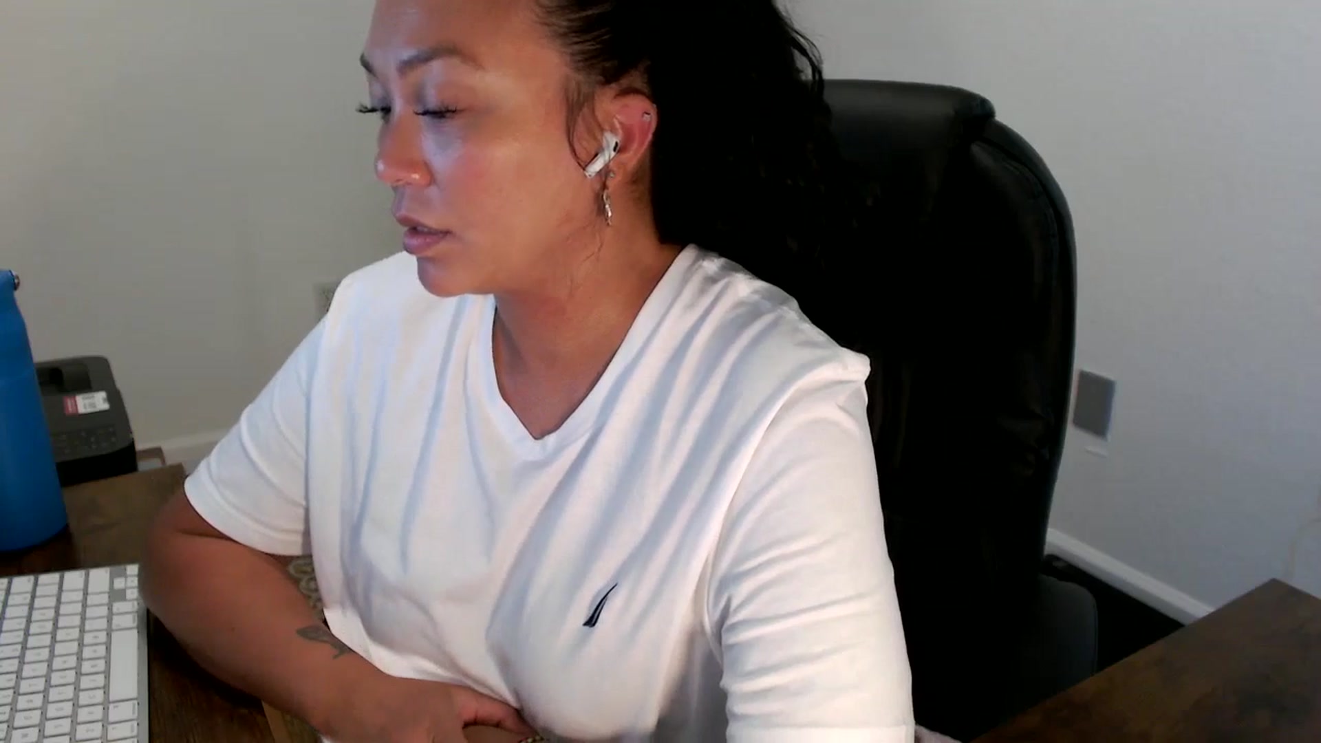 Gallery image thumbnail from MickaylaStar's myfreecams stream on, 09/02/2025, 19:30 image 14 of 20