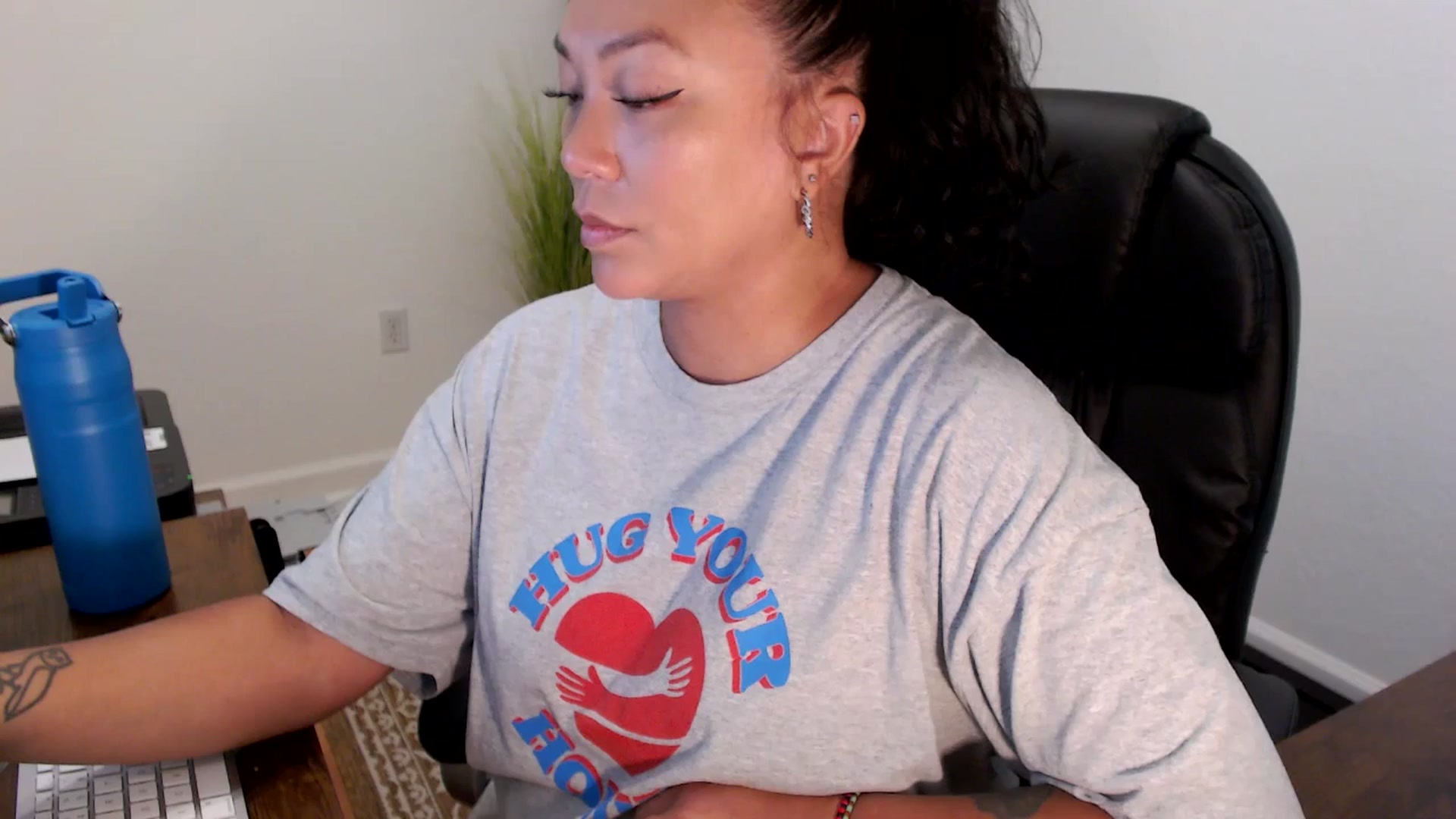 Gallery image thumbnail from MickaylaStar's myfreecams stream on, 09/03/2025, 15:09 image 10 of 20