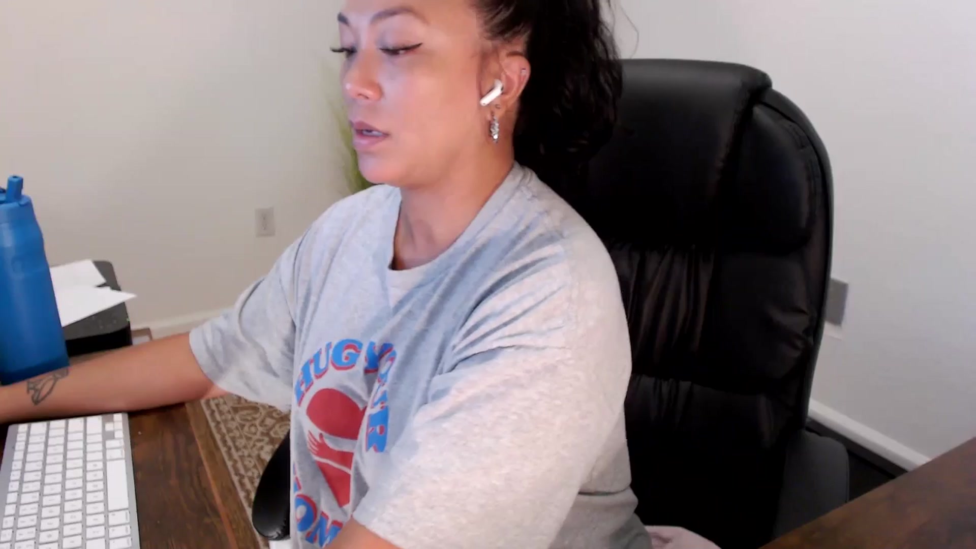 Gallery image thumbnail from MickaylaStar's myfreecams stream on, 09/03/2025, 16:01 image 20 of 20