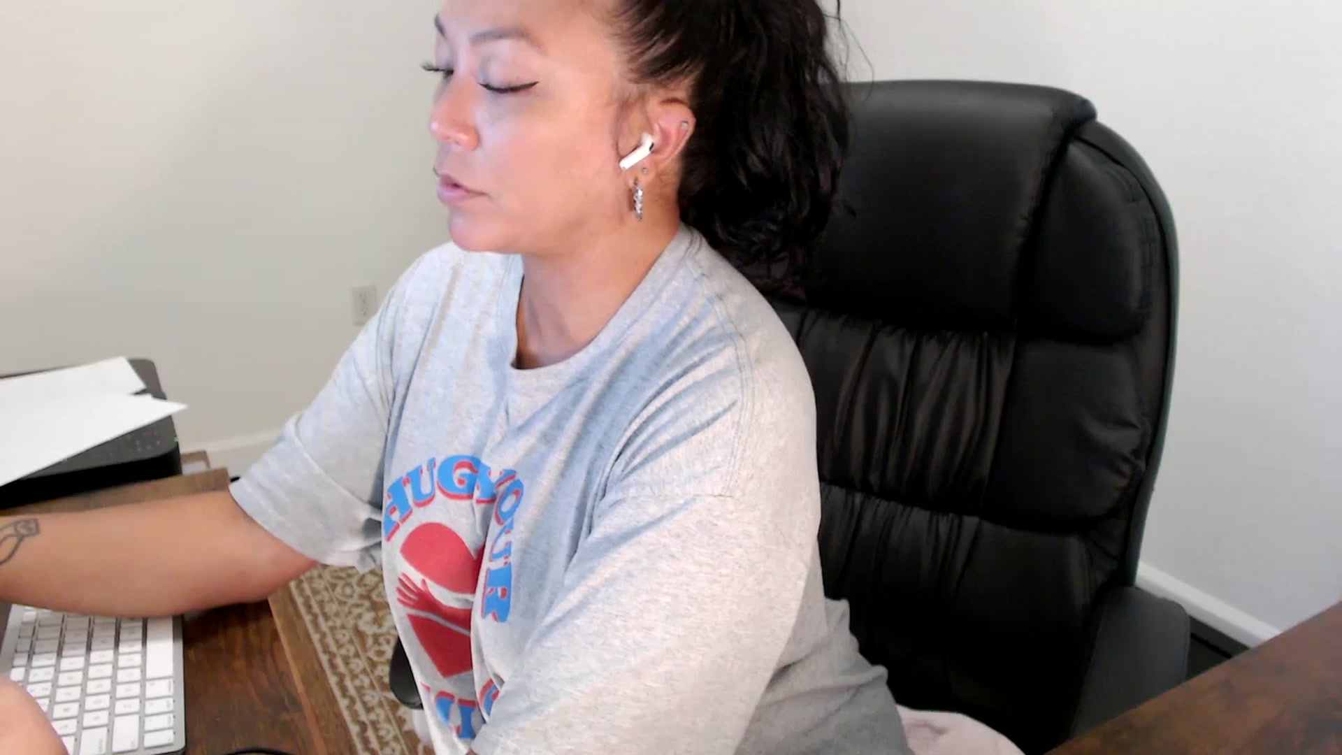 Gallery image thumbnail from MickaylaStar's myfreecams stream on, 09/03/2025, 16:01 image 3 of 20