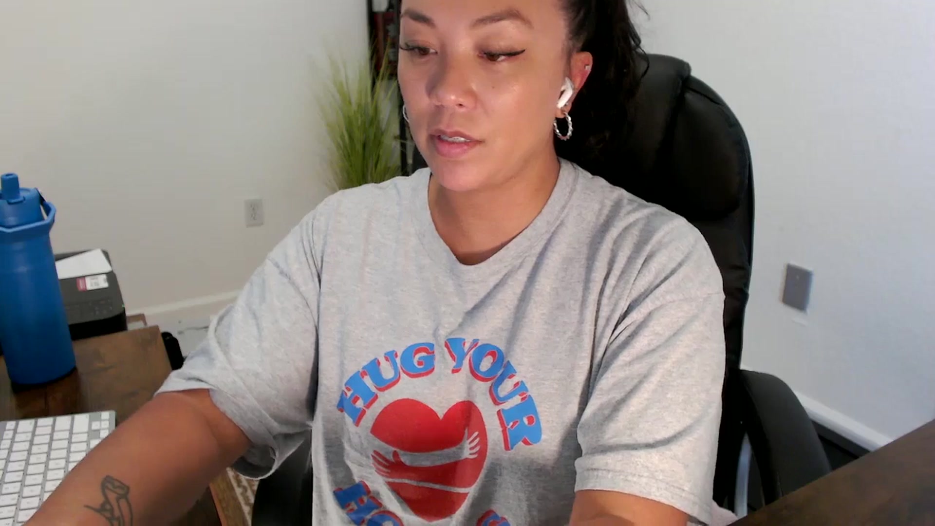 Gallery image thumbnail from MickaylaStar's myfreecams stream on, 09/03/2025, 18:38 image 20 of 20