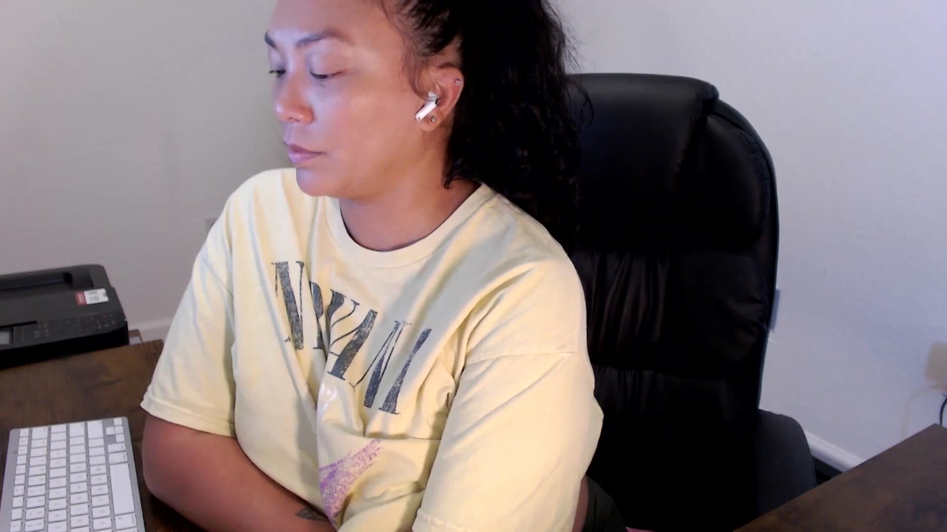 Gallery image thumbnail from MickaylaStar's myfreecams stream on, 09/05/2025, 14:42 image 17 of 20