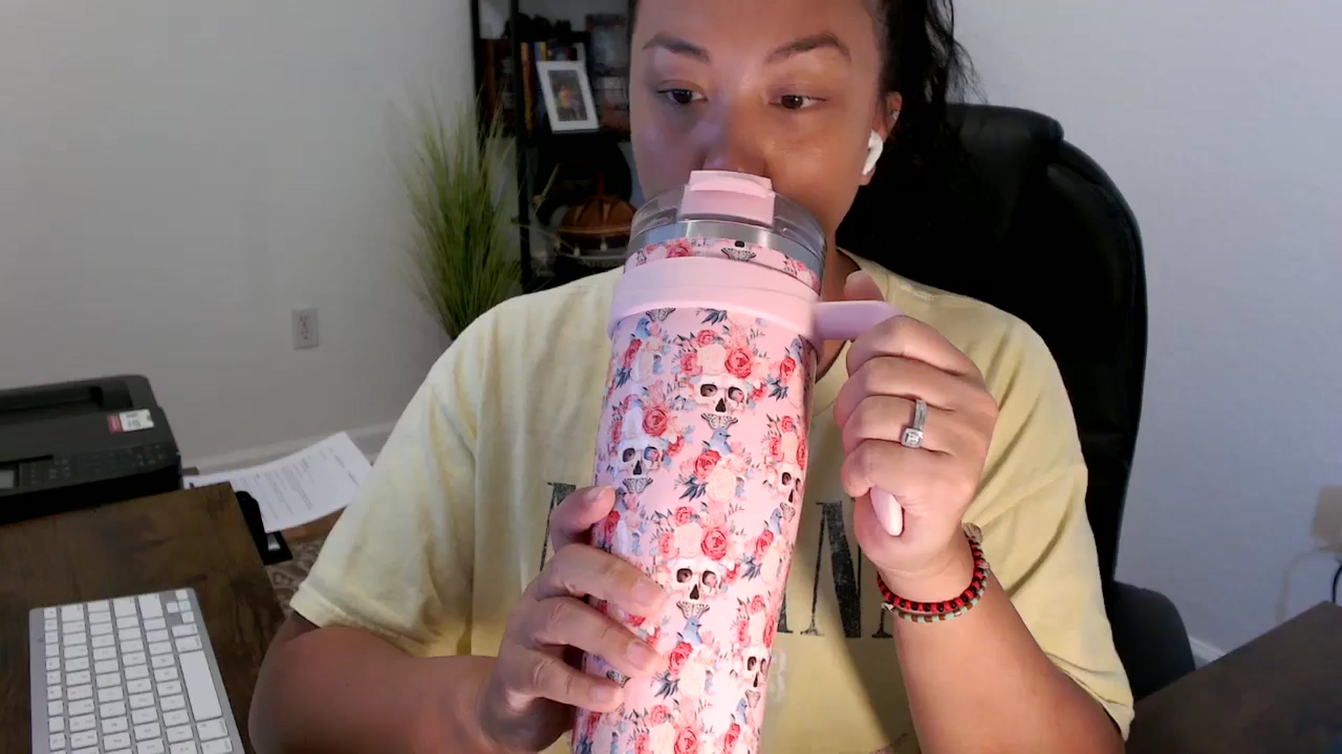 Gallery image thumbnail from MickaylaStar's myfreecams stream on, 09/05/2025, 15:52 image 16 of 20