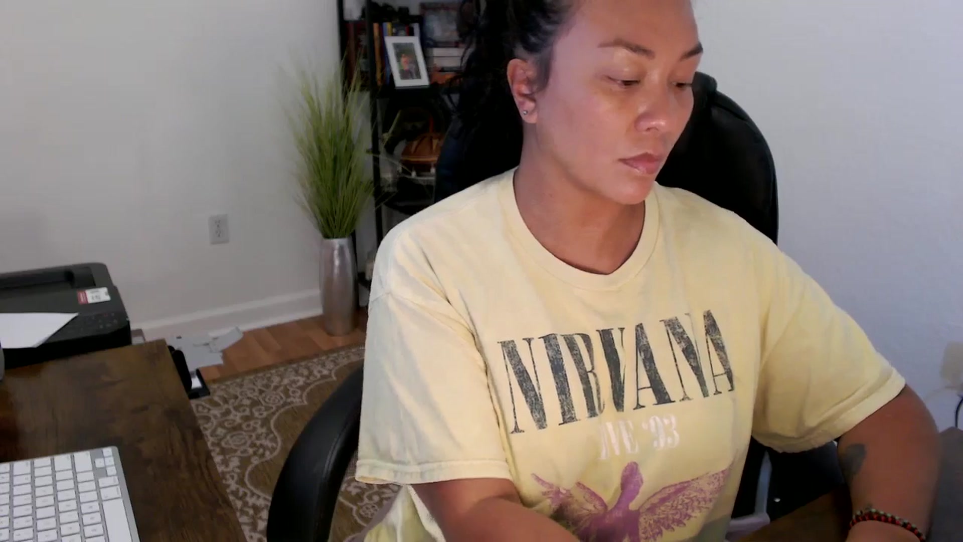 Gallery image thumbnail from MickaylaStar's myfreecams stream on, 09/05/2025, 18:01 image 5 of 20