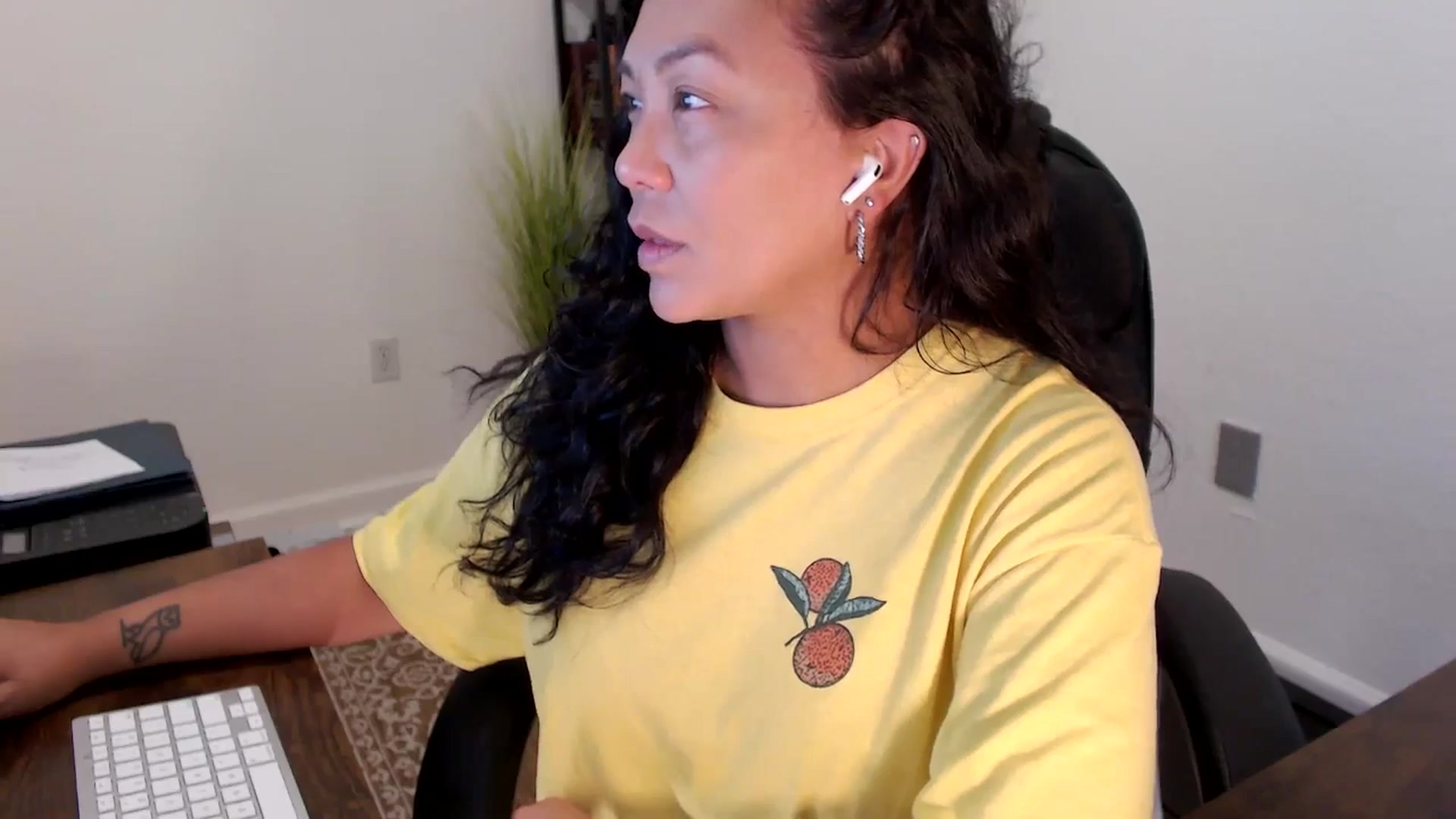 Gallery image thumbnail from MickaylaStar's myfreecams stream on, 09/08/2025, 15:17 image 11 of 20