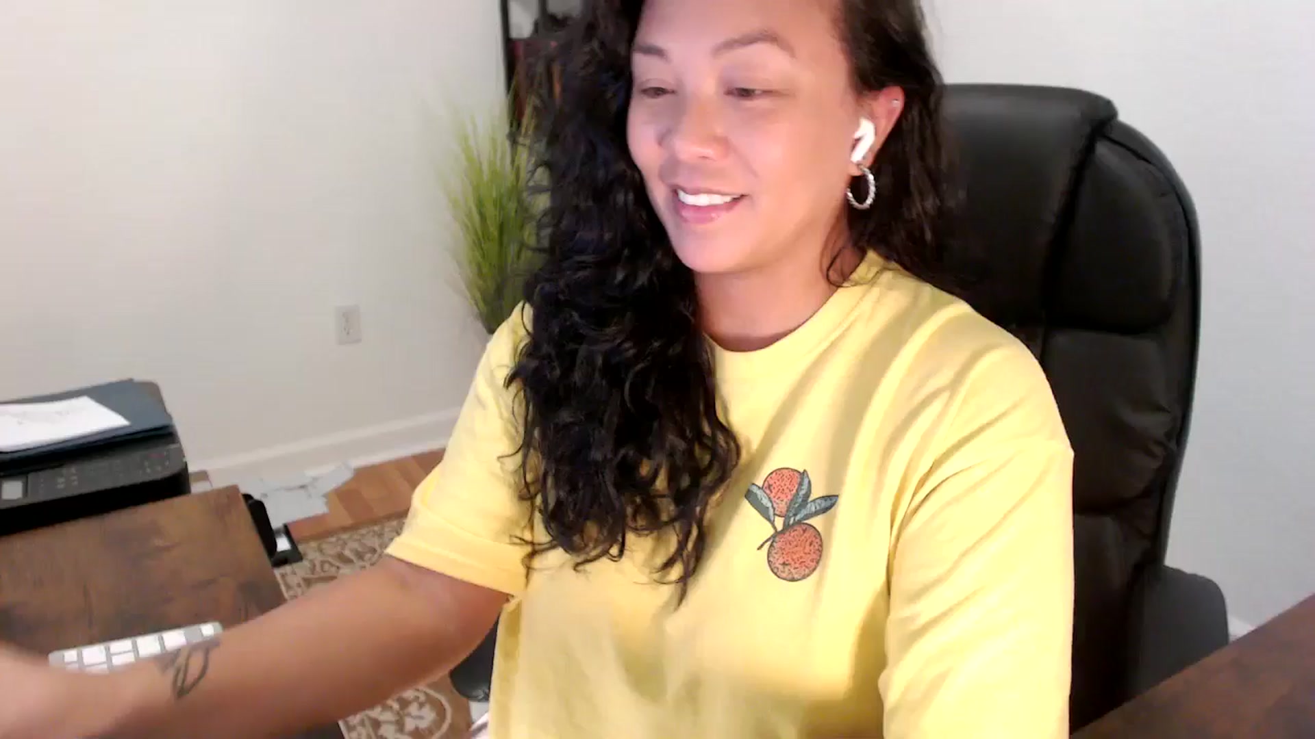 Gallery image thumbnail from MickaylaStar's myfreecams stream on, 09/08/2025, 15:37 image 18 of 20