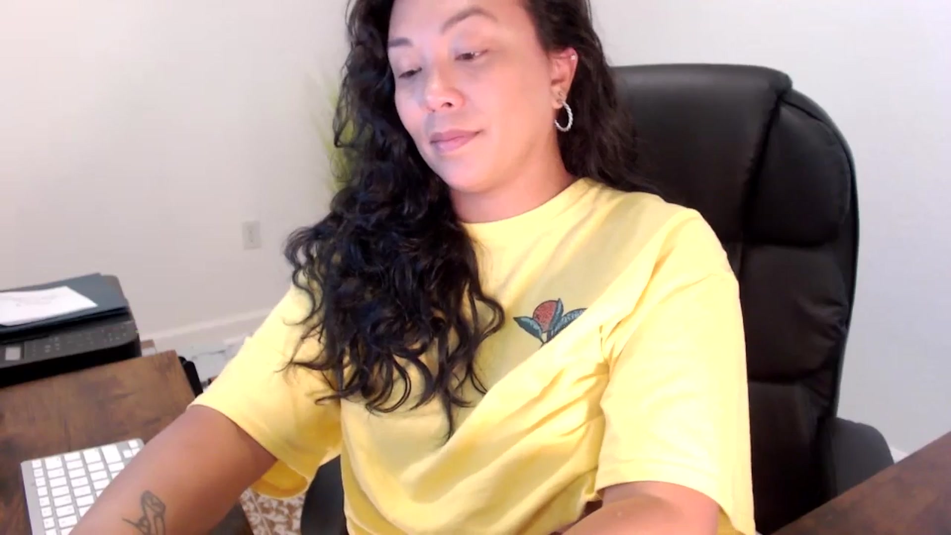 Gallery image thumbnail from MickaylaStar's myfreecams stream on, 09/08/2025, 16:11 image 19 of 20