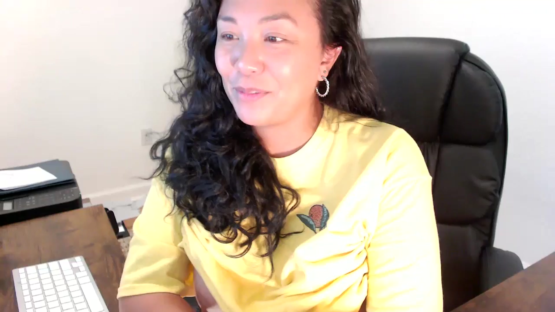 Gallery image thumbnail from MickaylaStar's myfreecams stream on, 09/08/2025, 16:11 image 6 of 20
