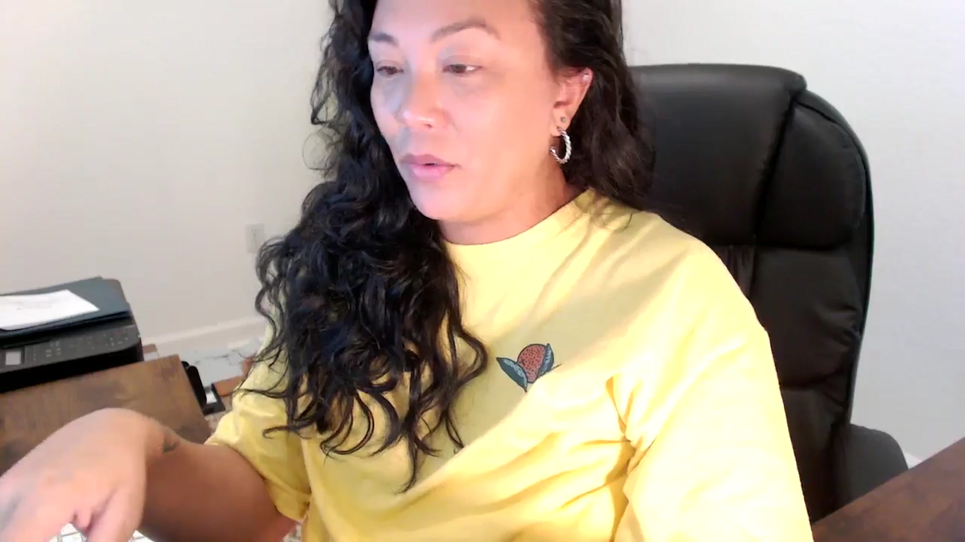 Gallery image thumbnail from MickaylaStar's myfreecams stream on, 09/08/2025, 16:11 image 16 of 20