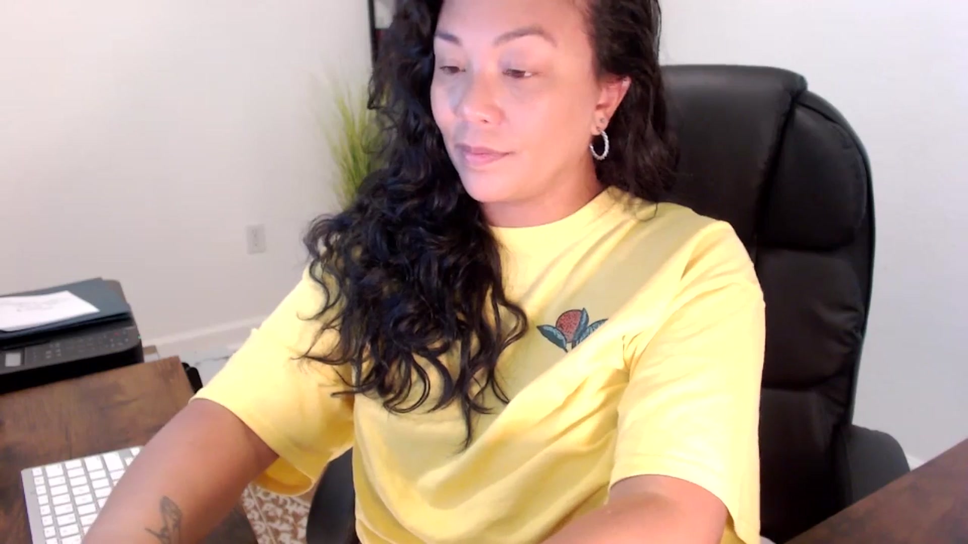 Gallery image thumbnail from MickaylaStar's myfreecams stream on, 09/08/2025, 16:11 image 20 of 20