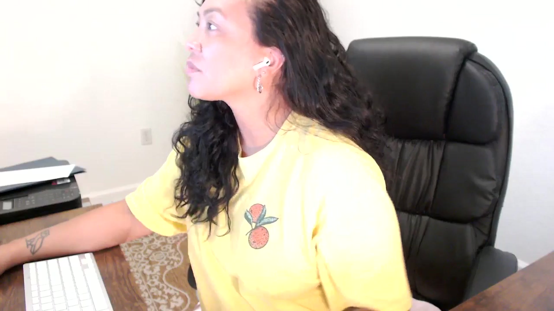 Gallery image thumbnail from MickaylaStar's myfreecams stream on, 09/08/2025, 16:53 image 20 of 20