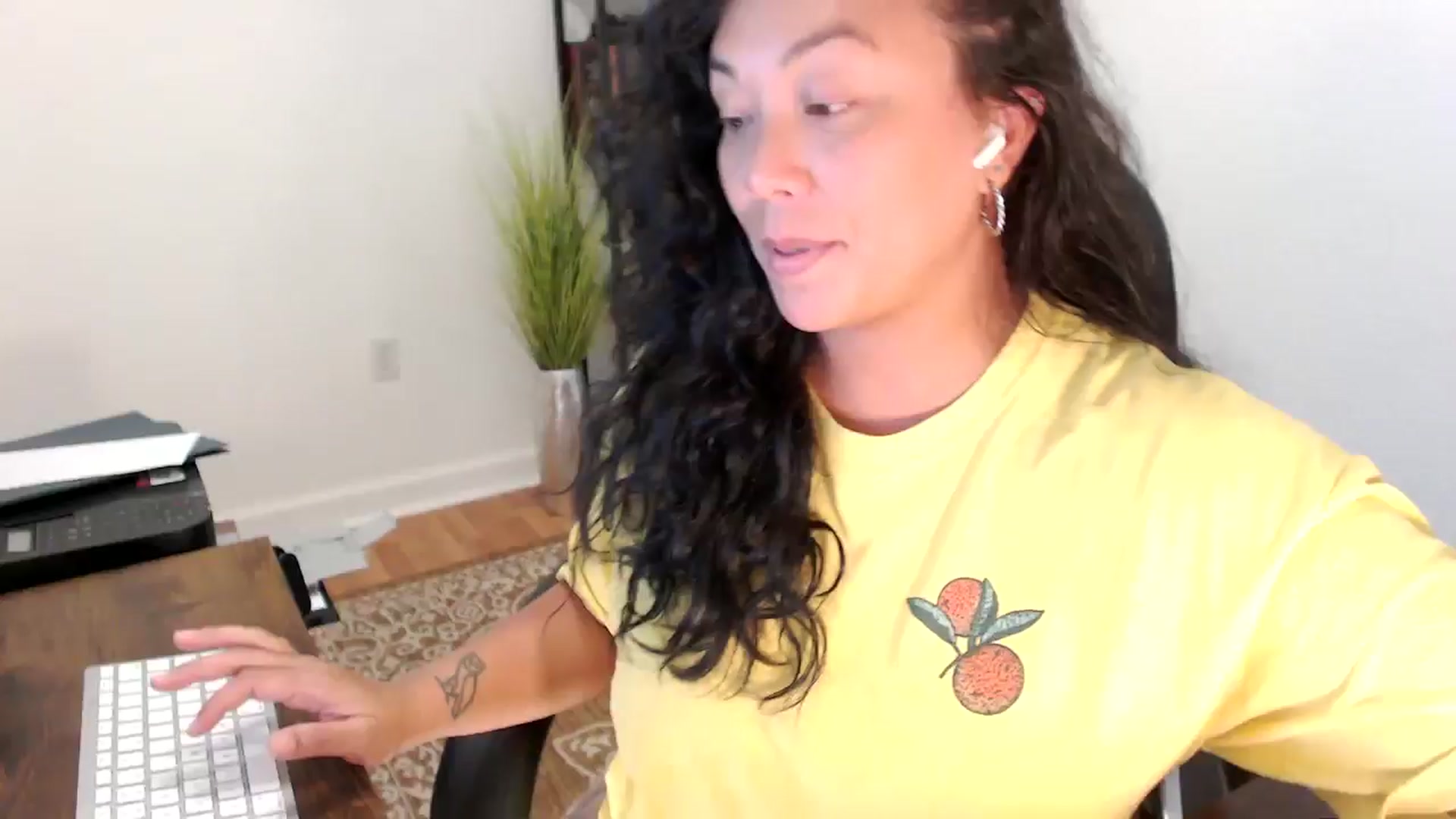 Gallery image thumbnail from MickaylaStar's myfreecams stream on, 09/08/2025, 17:46 image 20 of 20