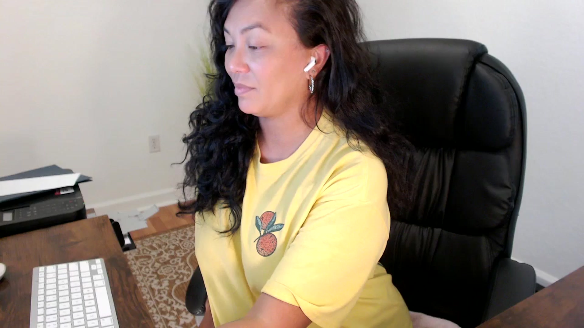 Gallery image thumbnail from MickaylaStar's myfreecams stream on, 09/08/2025, 18:12 image 6 of 20